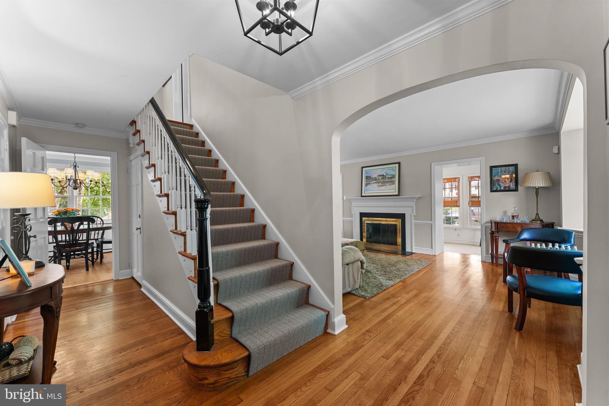 507 MEADOWBROOK CIRCLE