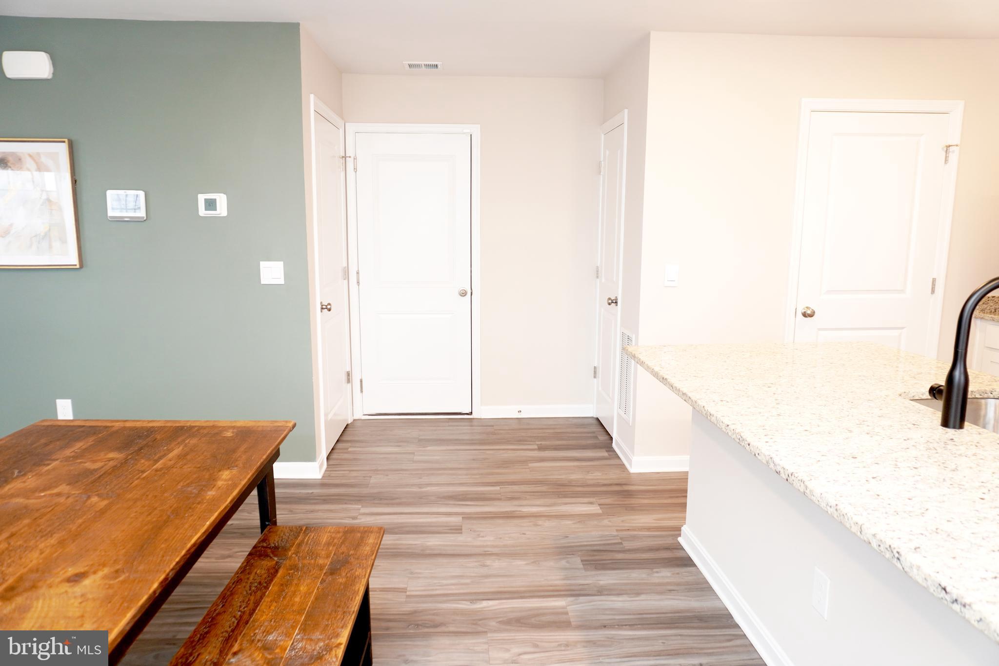 MAGNOLIA SPRINGS - Residential Lease