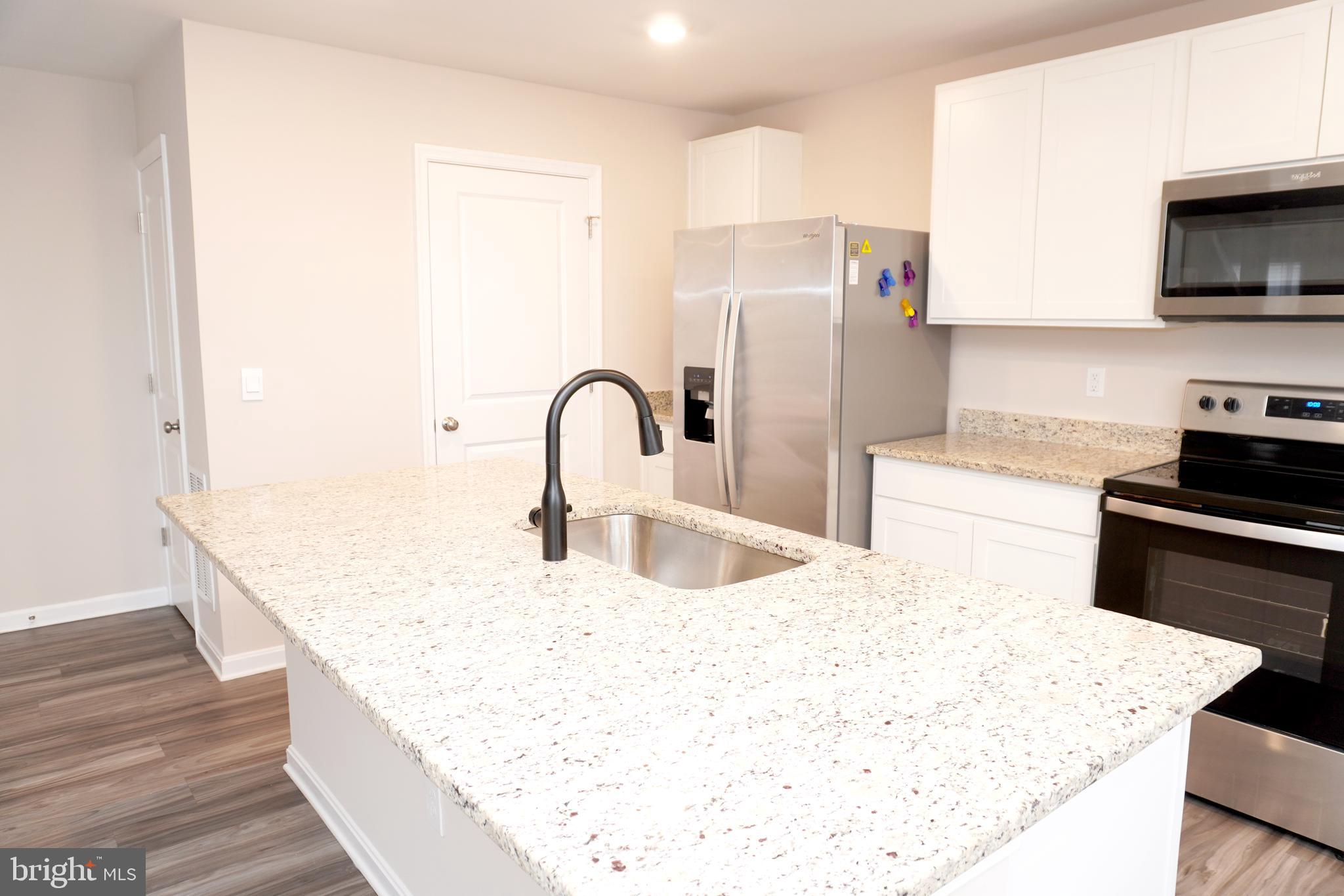 MAGNOLIA SPRINGS - Residential Lease