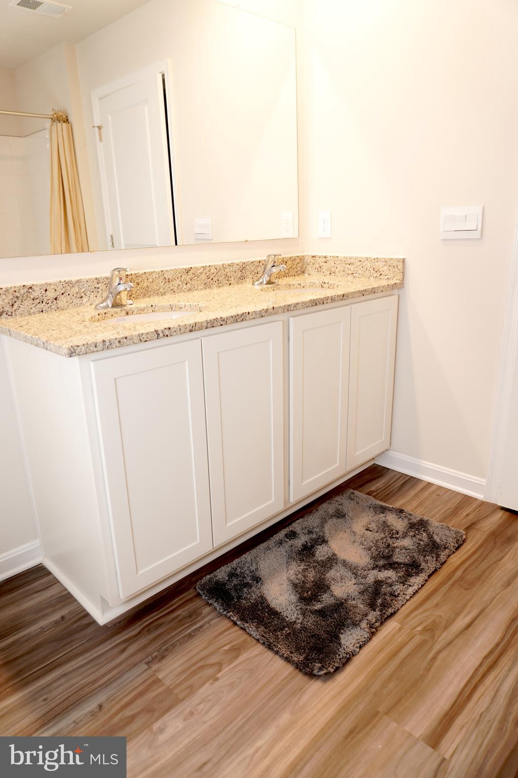 MAGNOLIA SPRINGS - Residential Lease