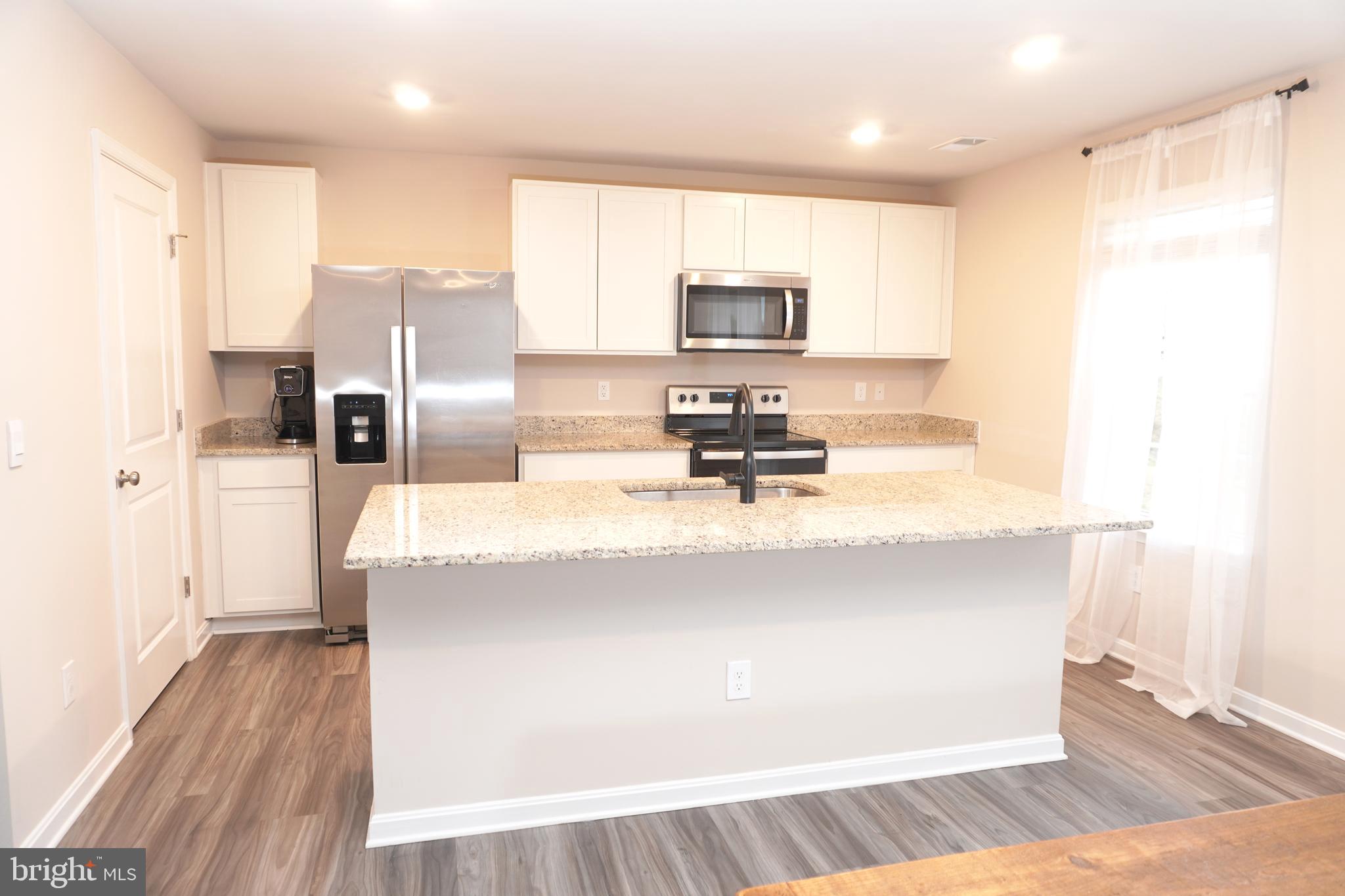 MAGNOLIA SPRINGS - Residential Lease