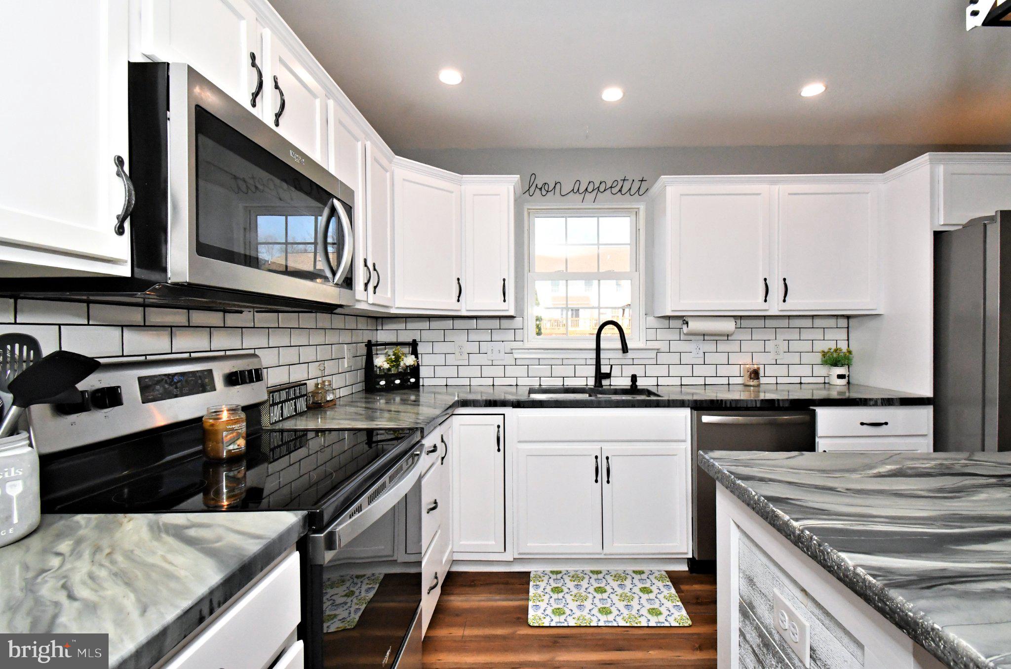 GREENBRIAR ESTATES - Residential