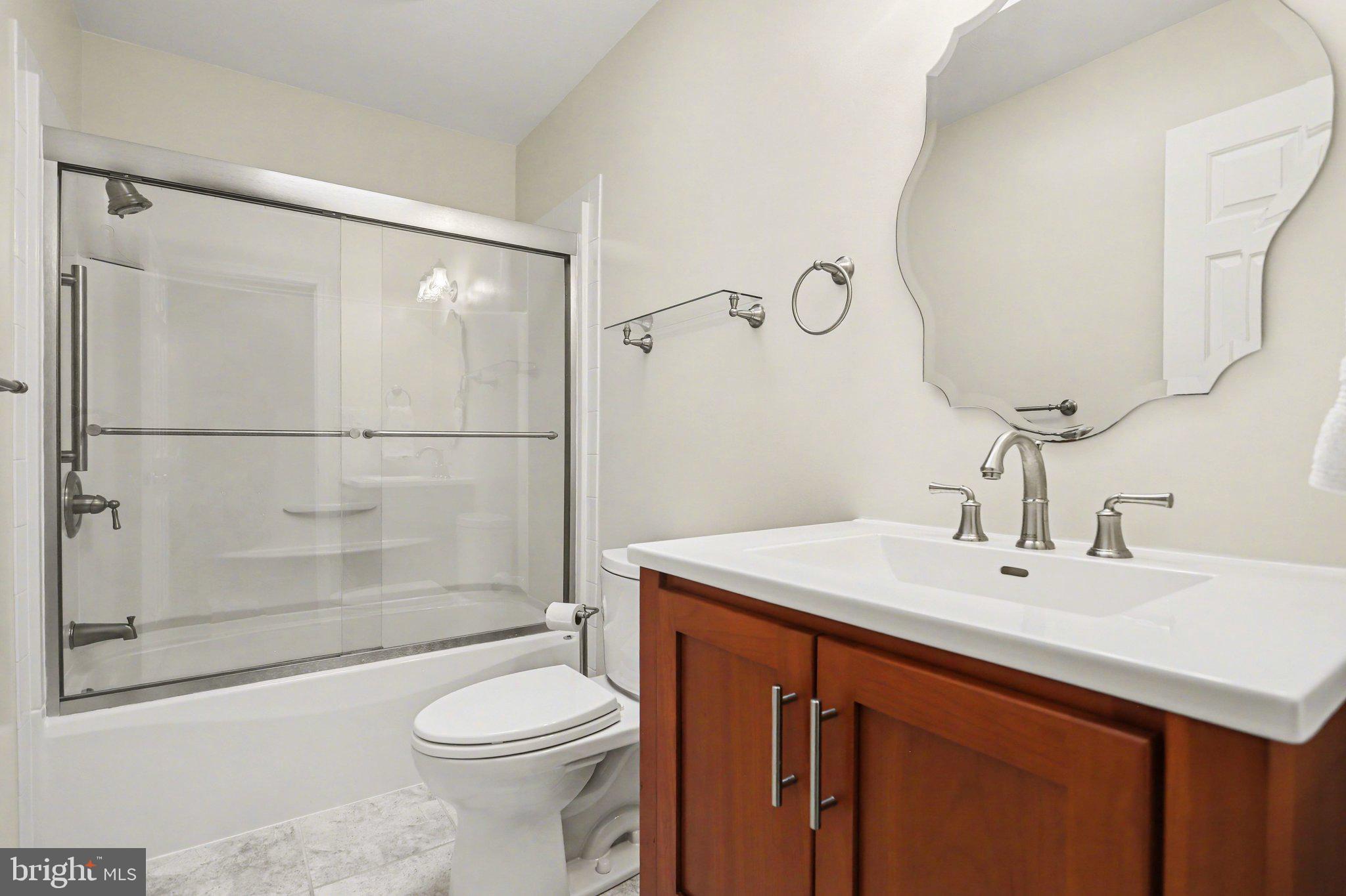 LONGVIEW ESTATES - Residential