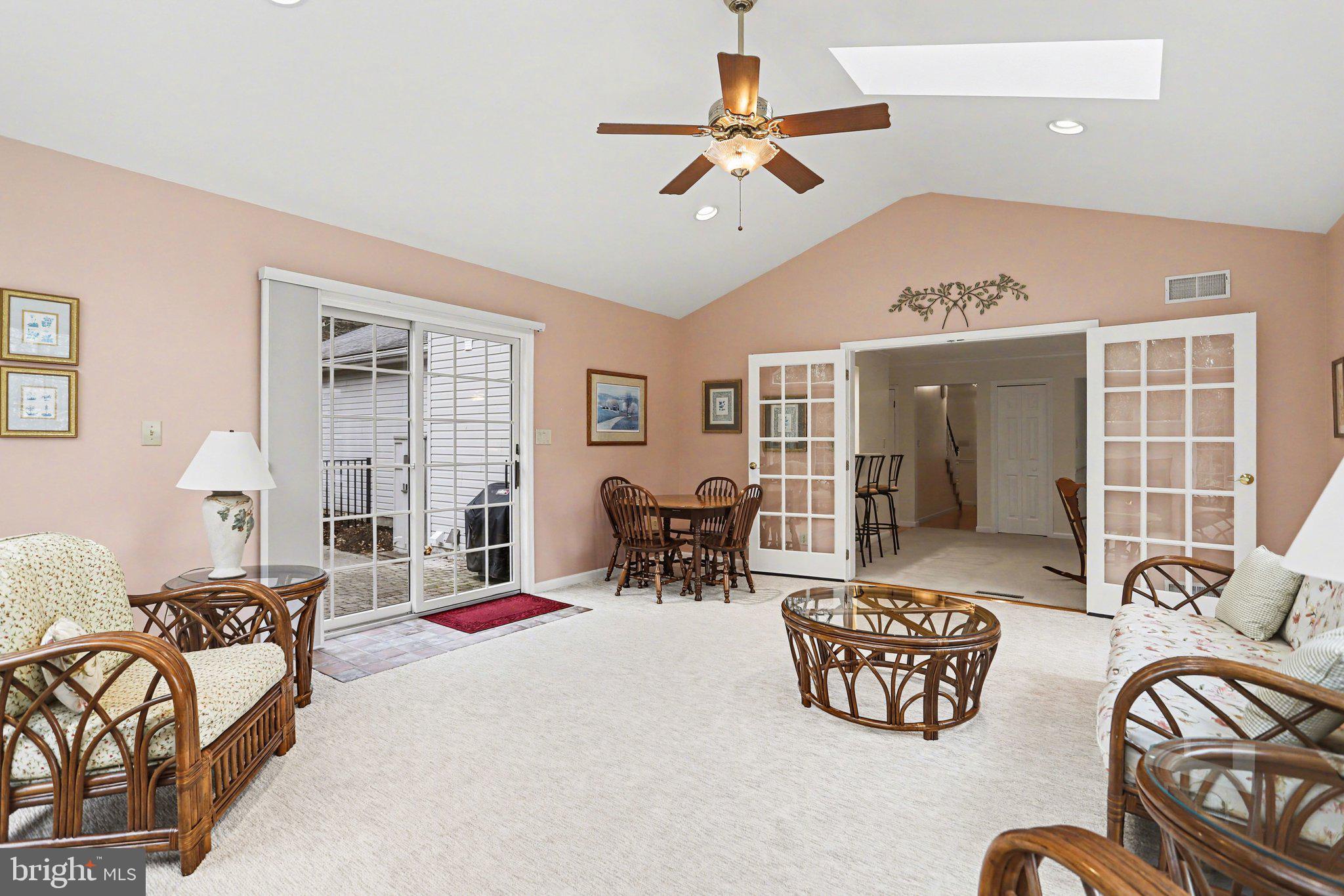 LONGVIEW ESTATES - Residential