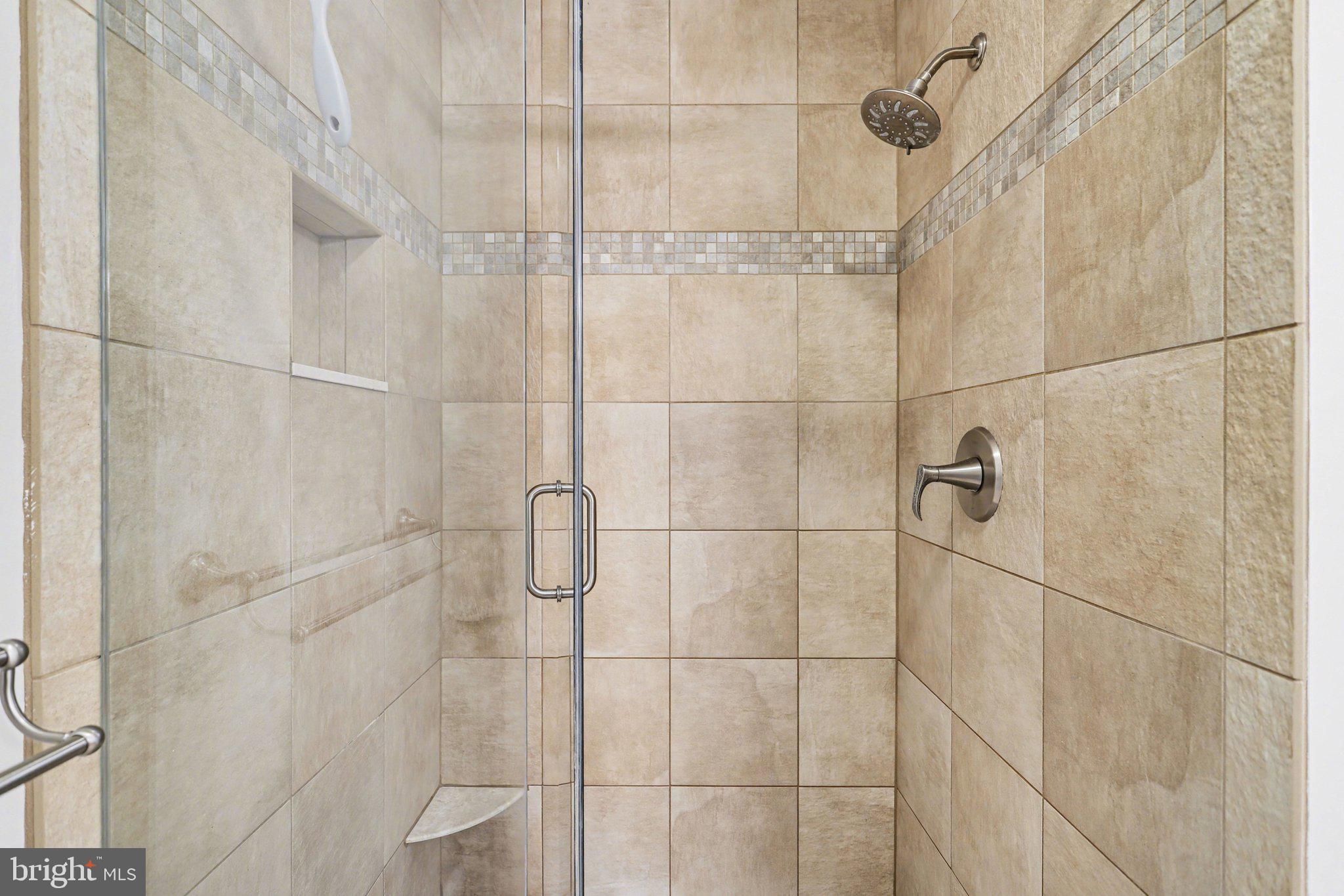 LONGVIEW ESTATES - Residential