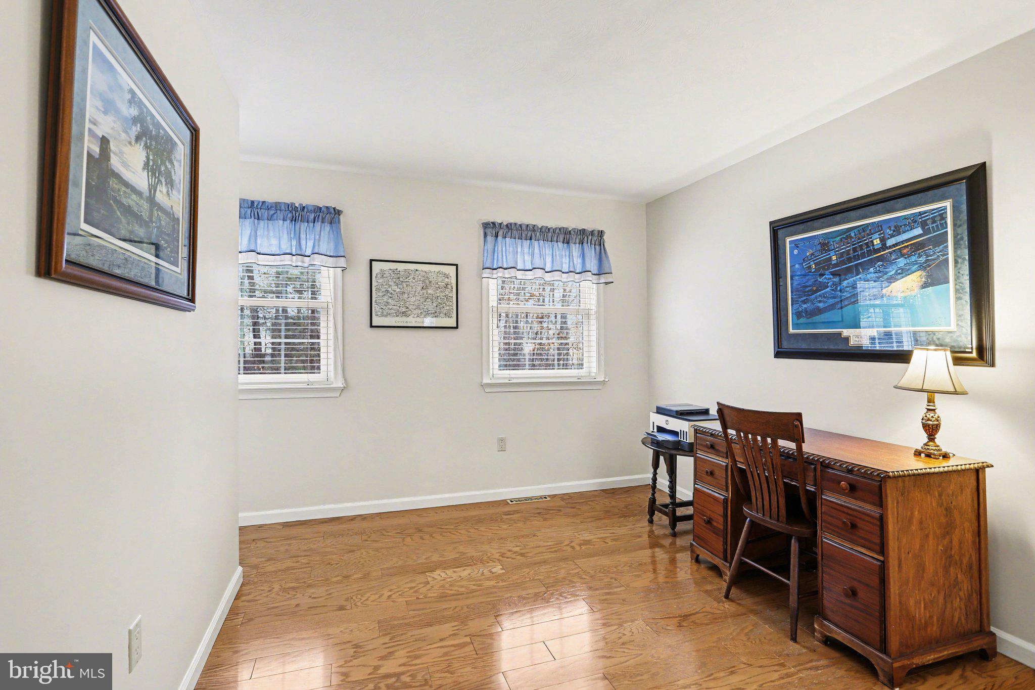 LONGVIEW ESTATES - Residential