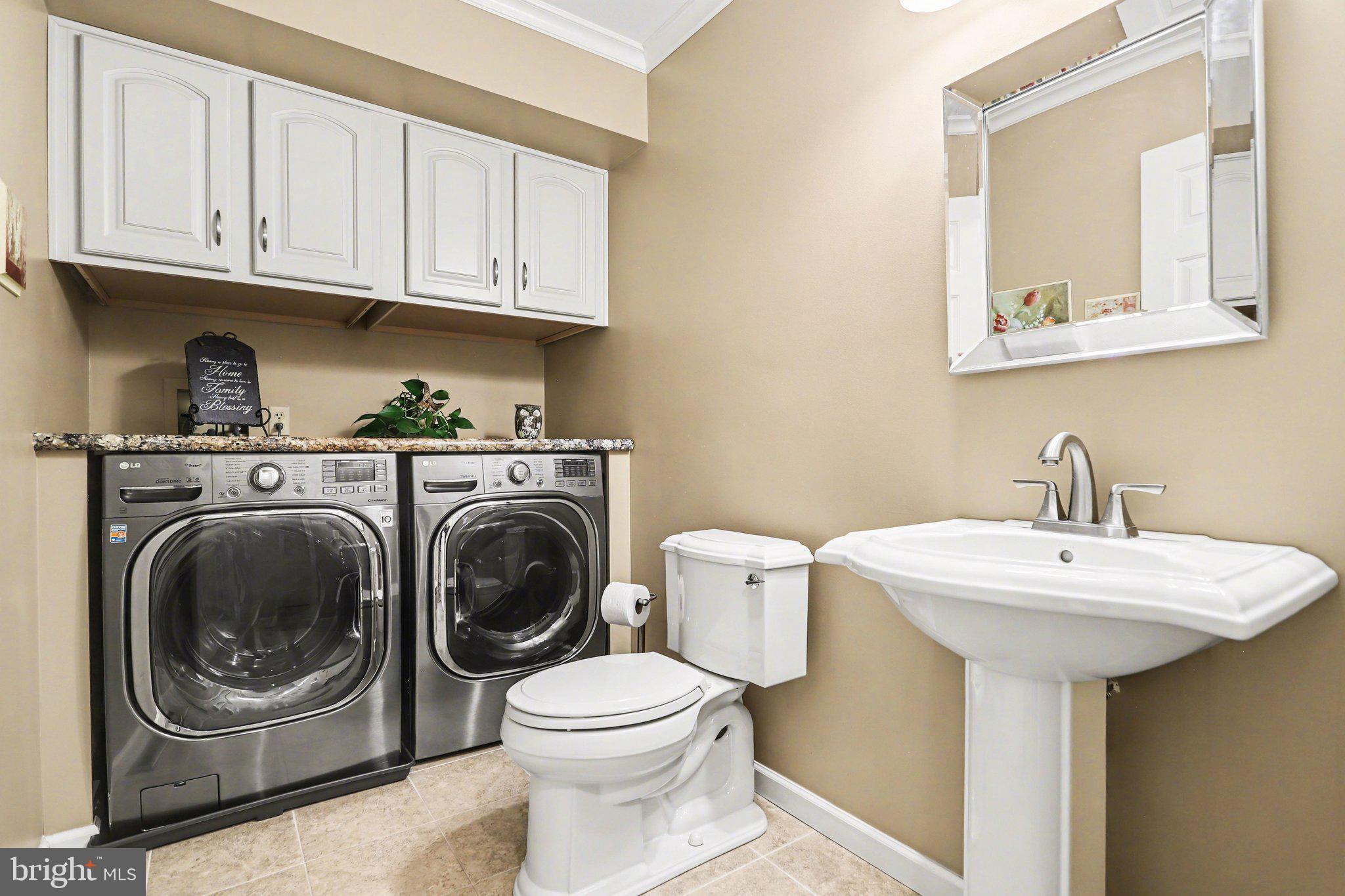 LONGVIEW ESTATES - Residential