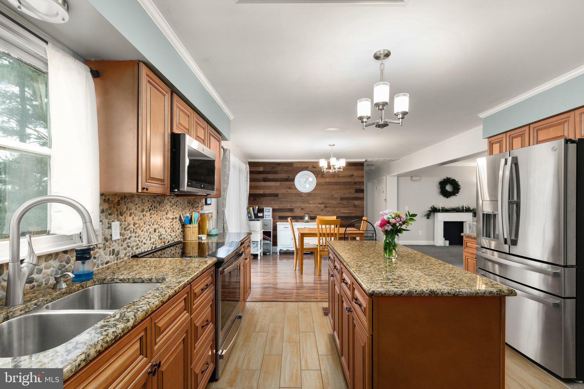 CHESAPEAKE ISLE - Residential