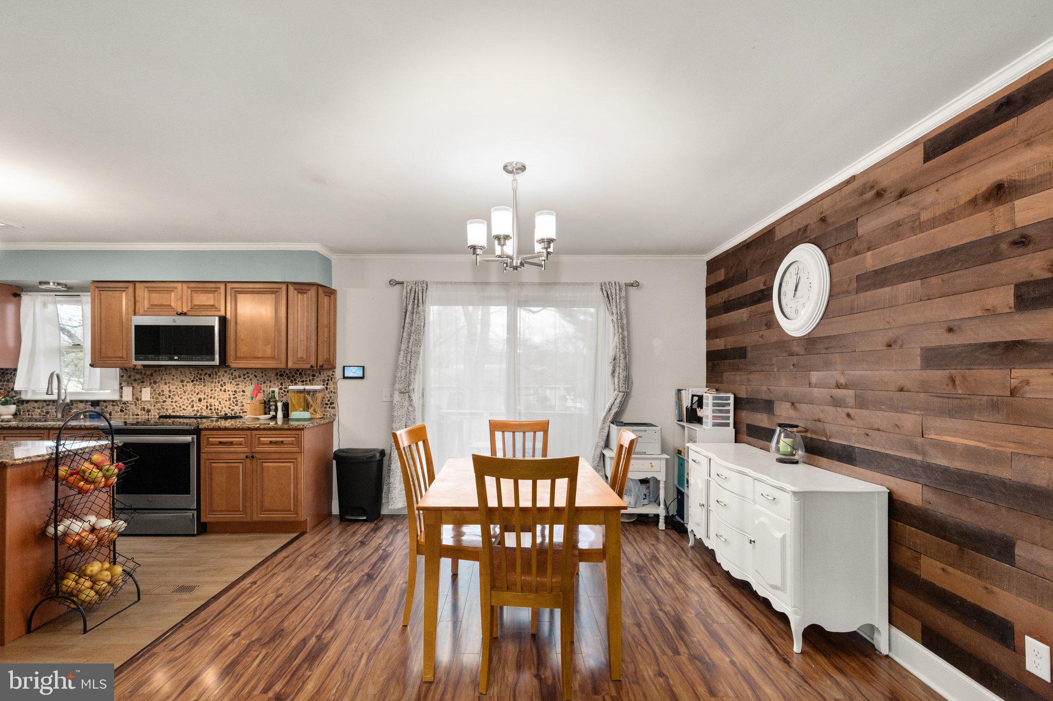 CHESAPEAKE ISLE - Residential