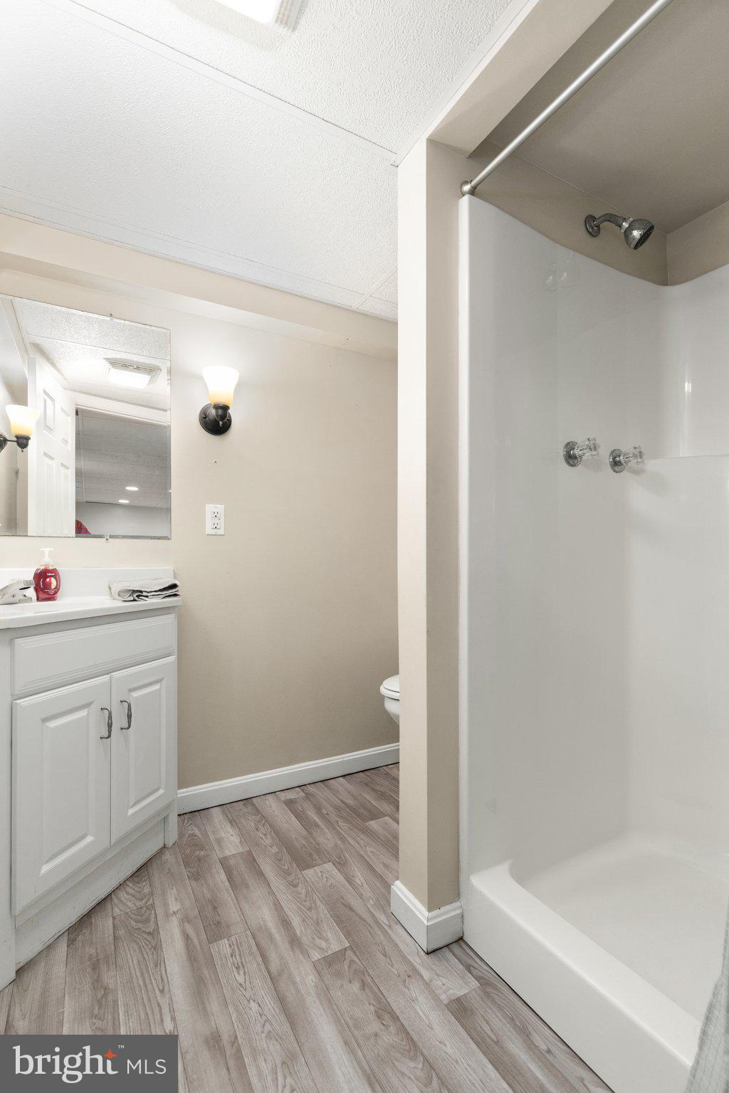 CHESAPEAKE ISLE - Residential