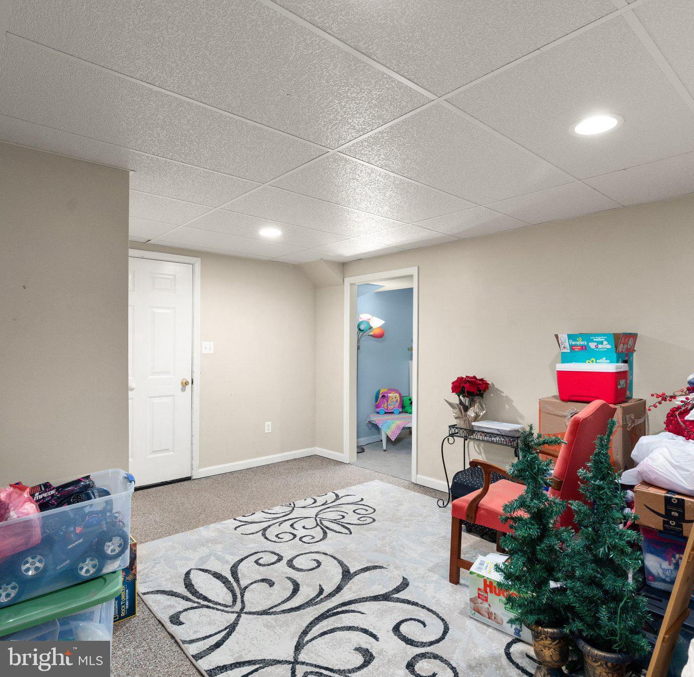 CHESAPEAKE ISLE - Residential