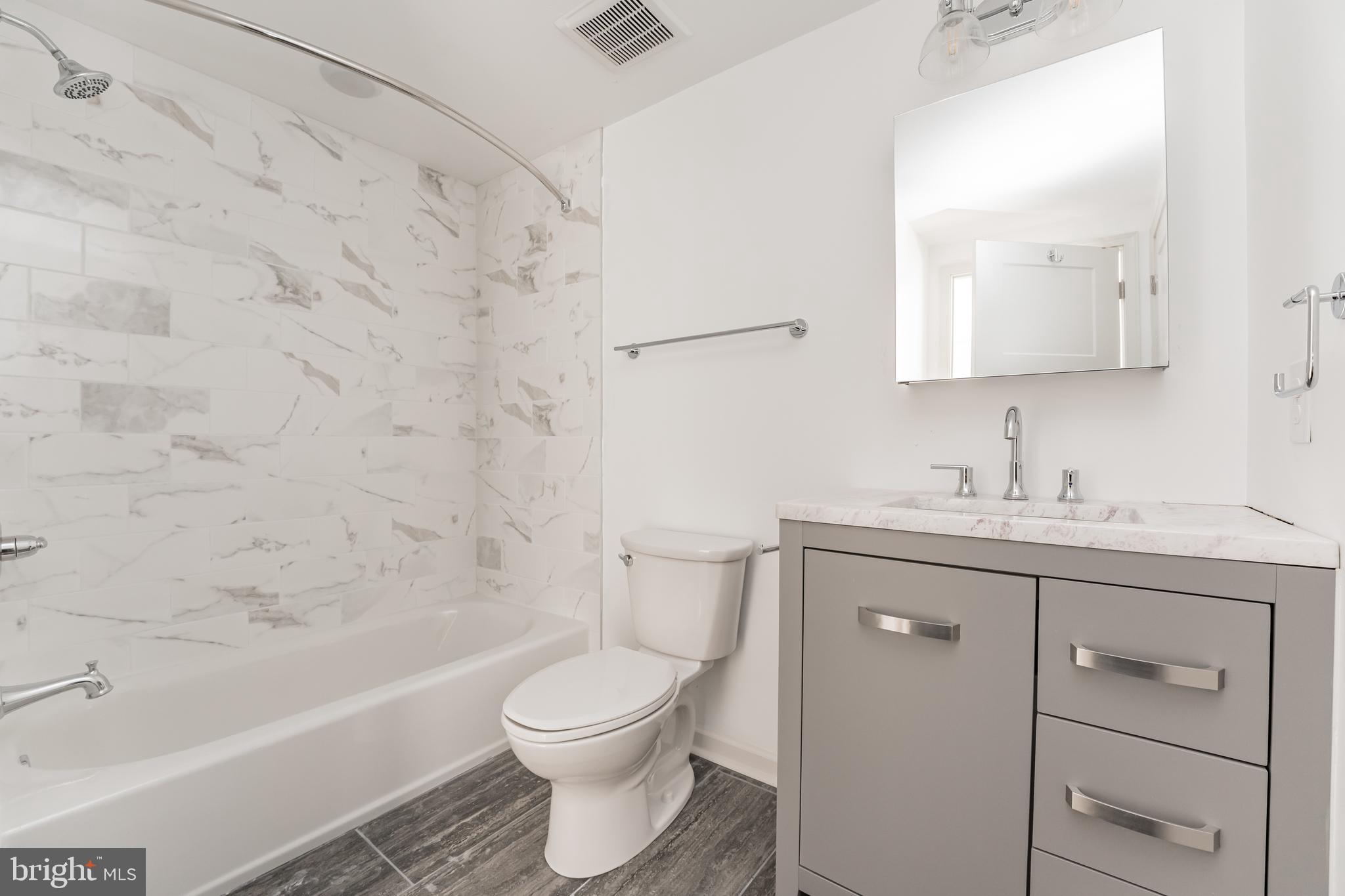 6649 RIDGE AVENUE A118