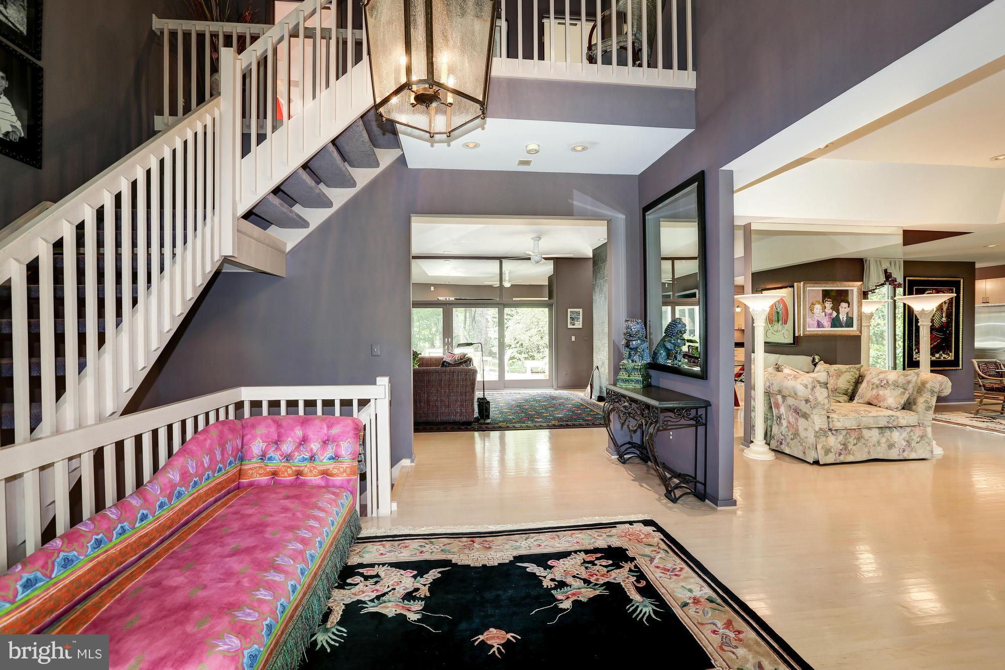 LAYTONSVILLE KNOLLS - Residential