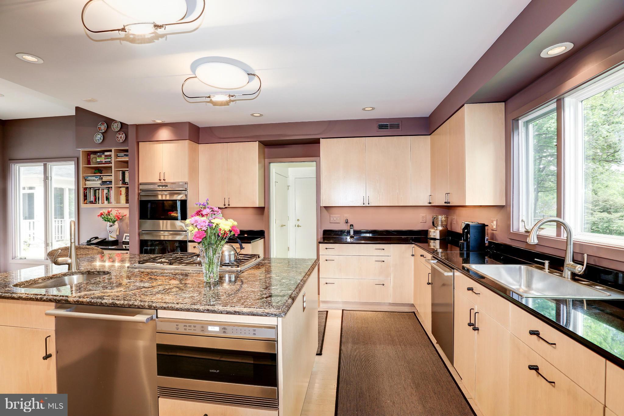 LAYTONSVILLE KNOLLS - Residential