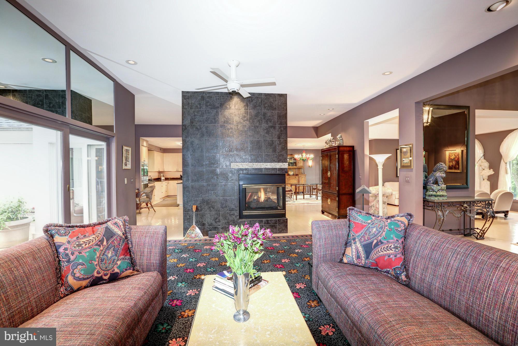 LAYTONSVILLE KNOLLS - Residential