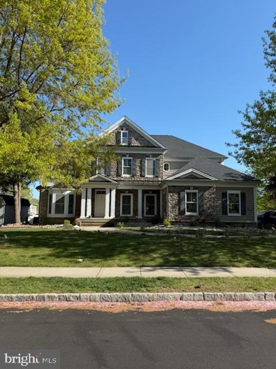 Info Coming soon
5 bedroom, 3 bath stone front home now available in Wellington Estates. Great curb appeal, solid layout, and plenty of space for a growing family or anyone looking for extra room. Located in a desirable neighborhood with strong value.