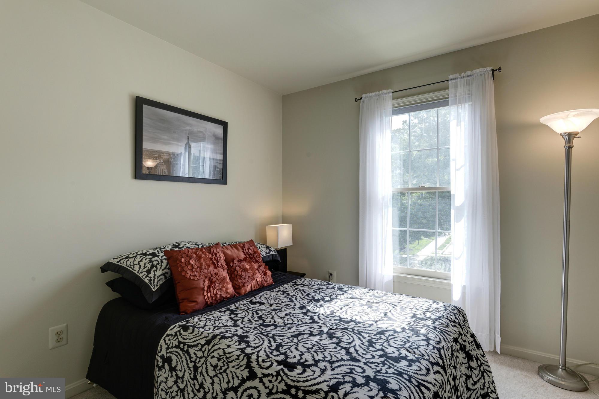 MIDDLEFORD - Residential