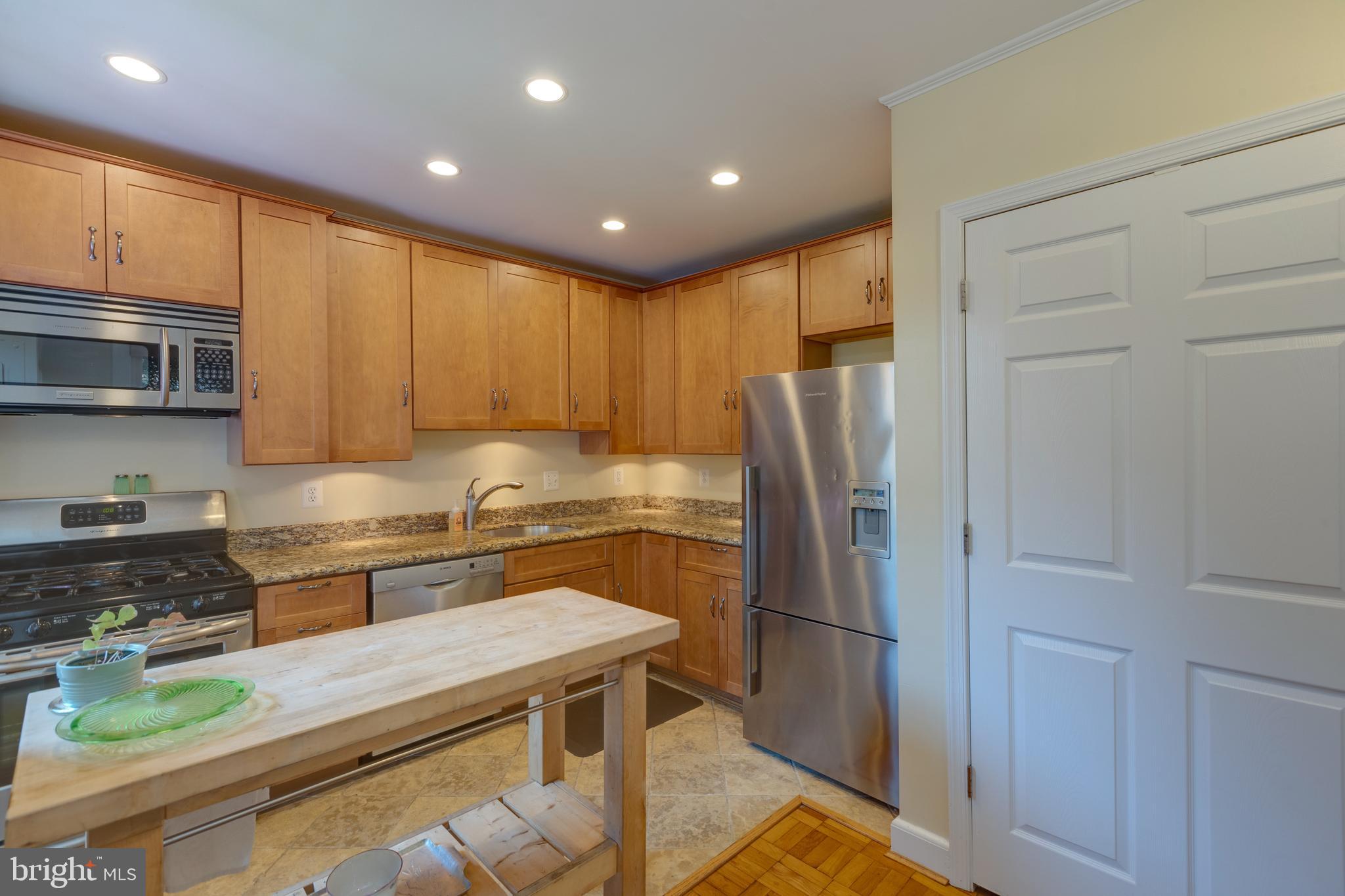 ARLINGTON VILLAGE - Residential