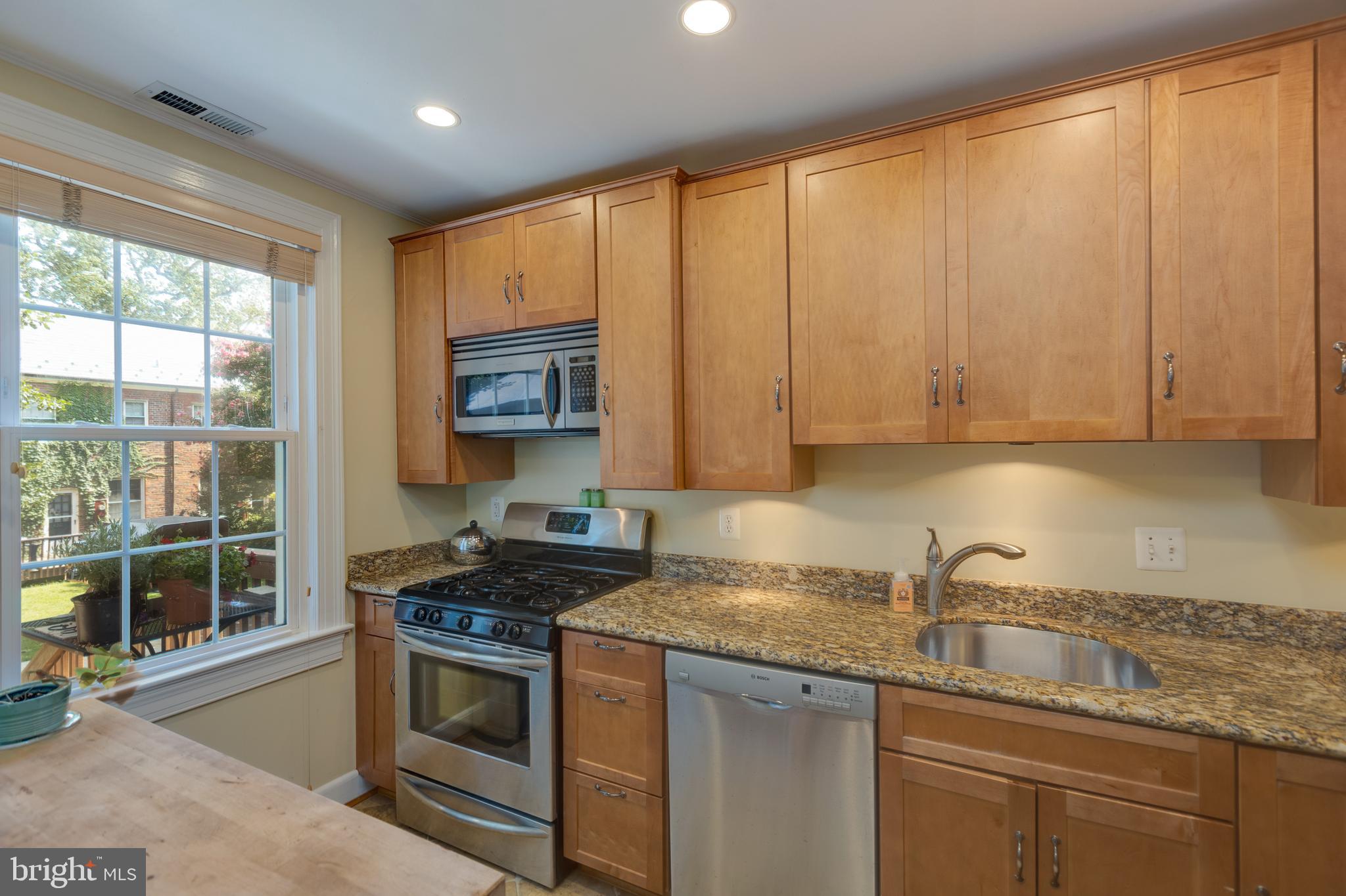 ARLINGTON VILLAGE - Residential