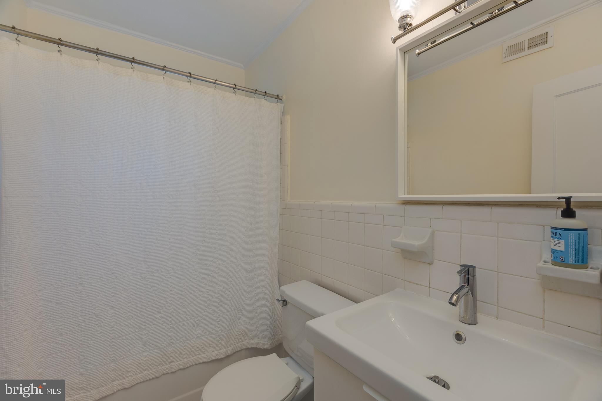 ARLINGTON VILLAGE - Residential