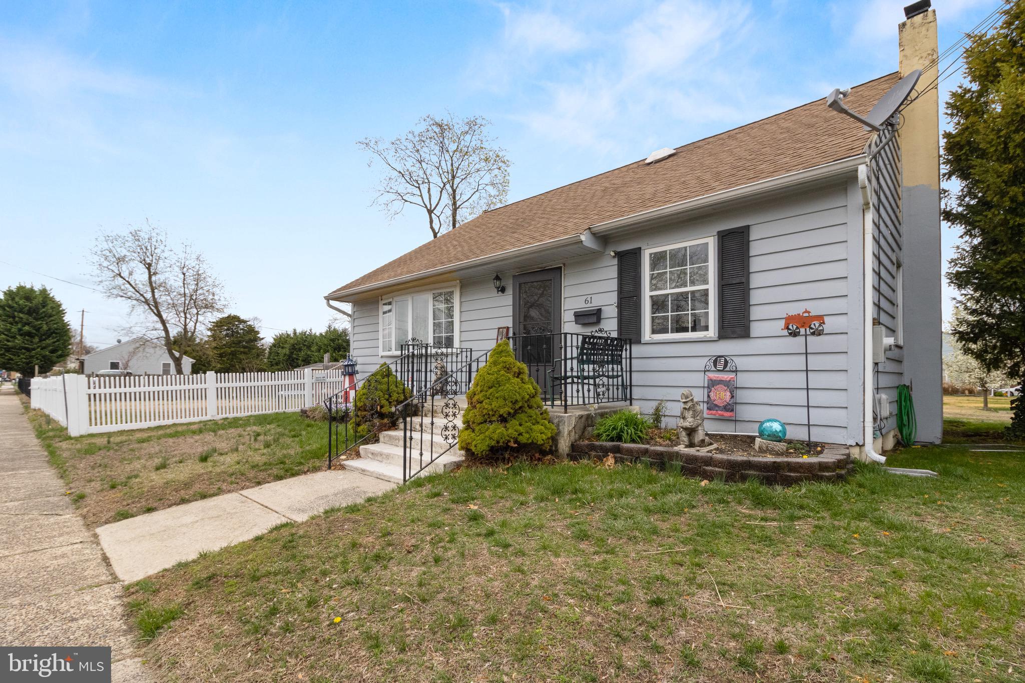 61 FRANKLIN AVENUE