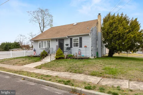 61 Franklin Avenue, Clementon, NJ MLS: NJCD2089248