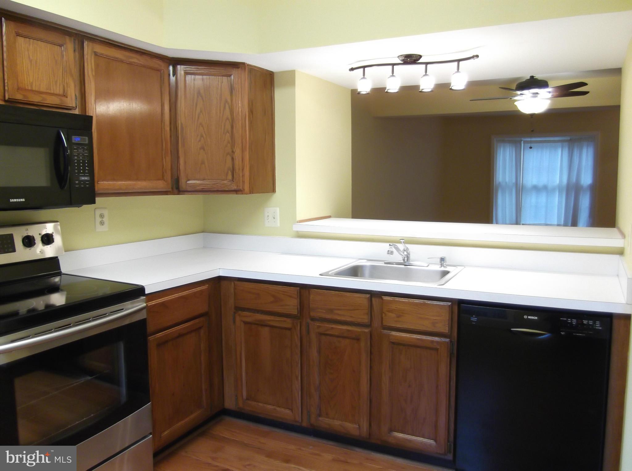 SPRINGFIELD OAKS - Residential Lease