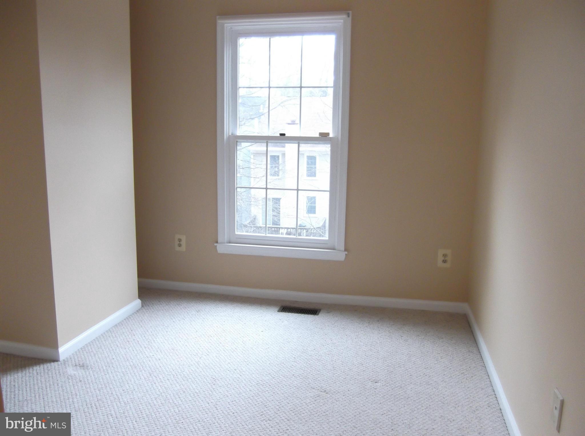 SPRINGFIELD OAKS - Residential Lease