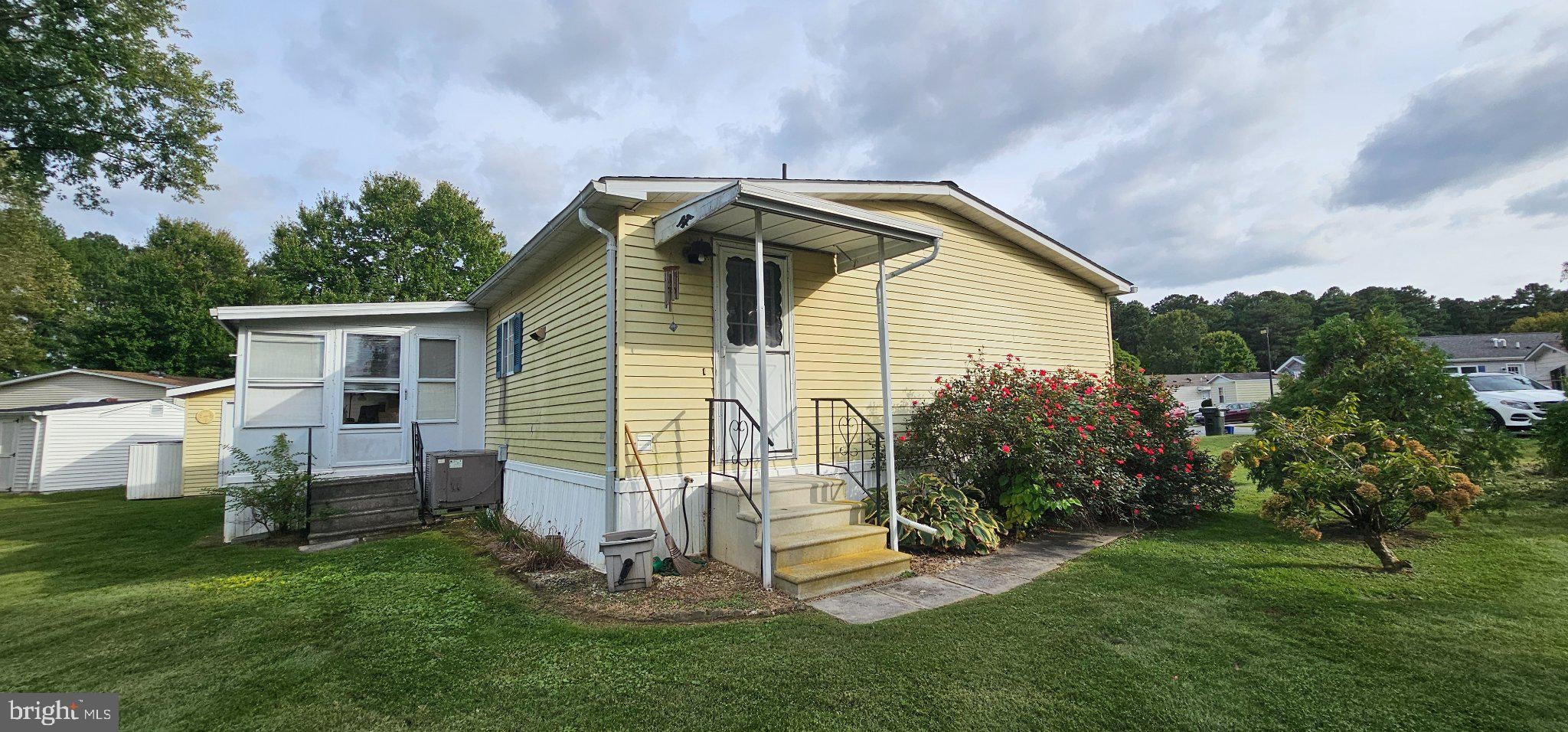 14 CURZON COURT