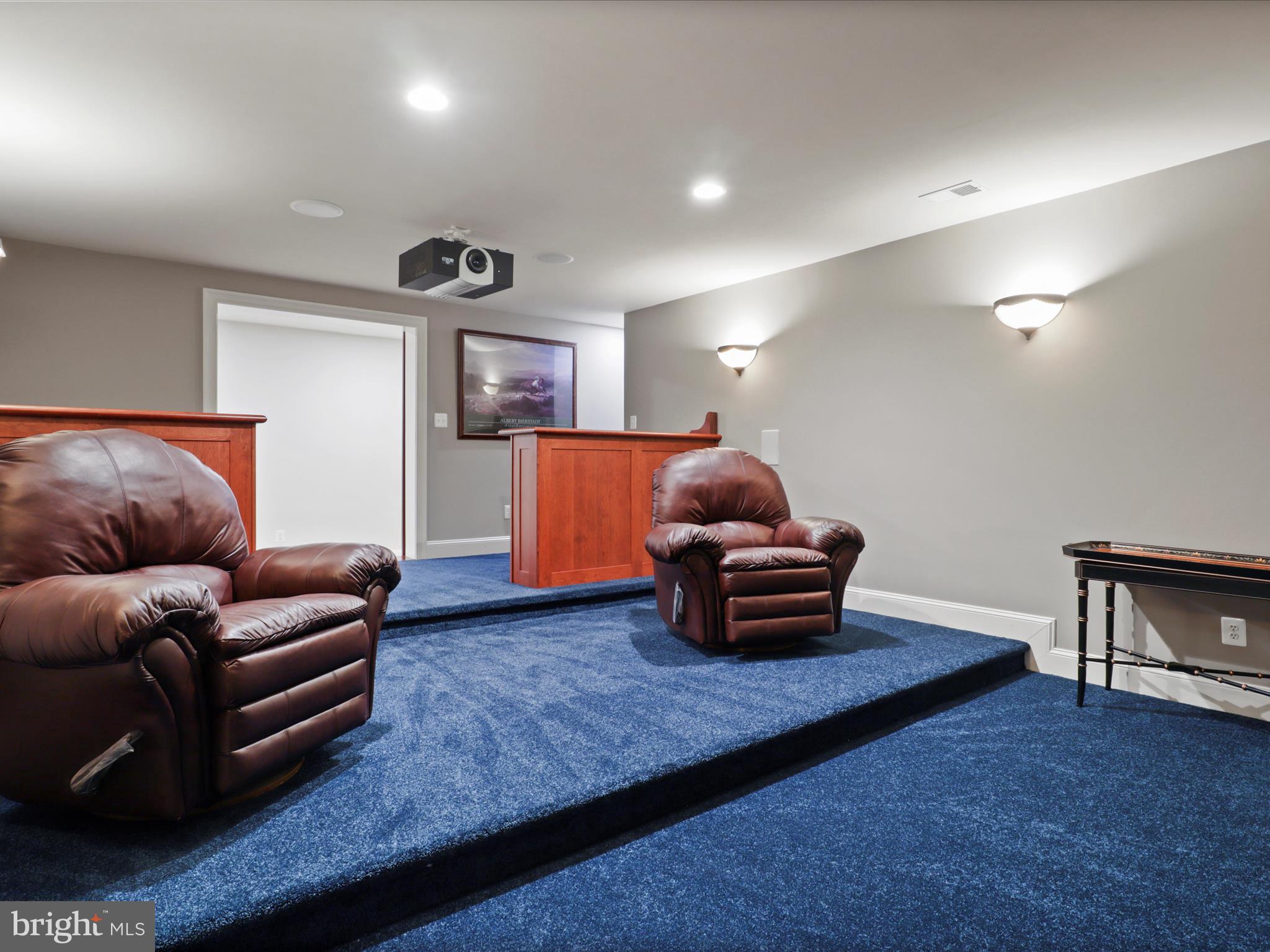 CLIFTON - Residential