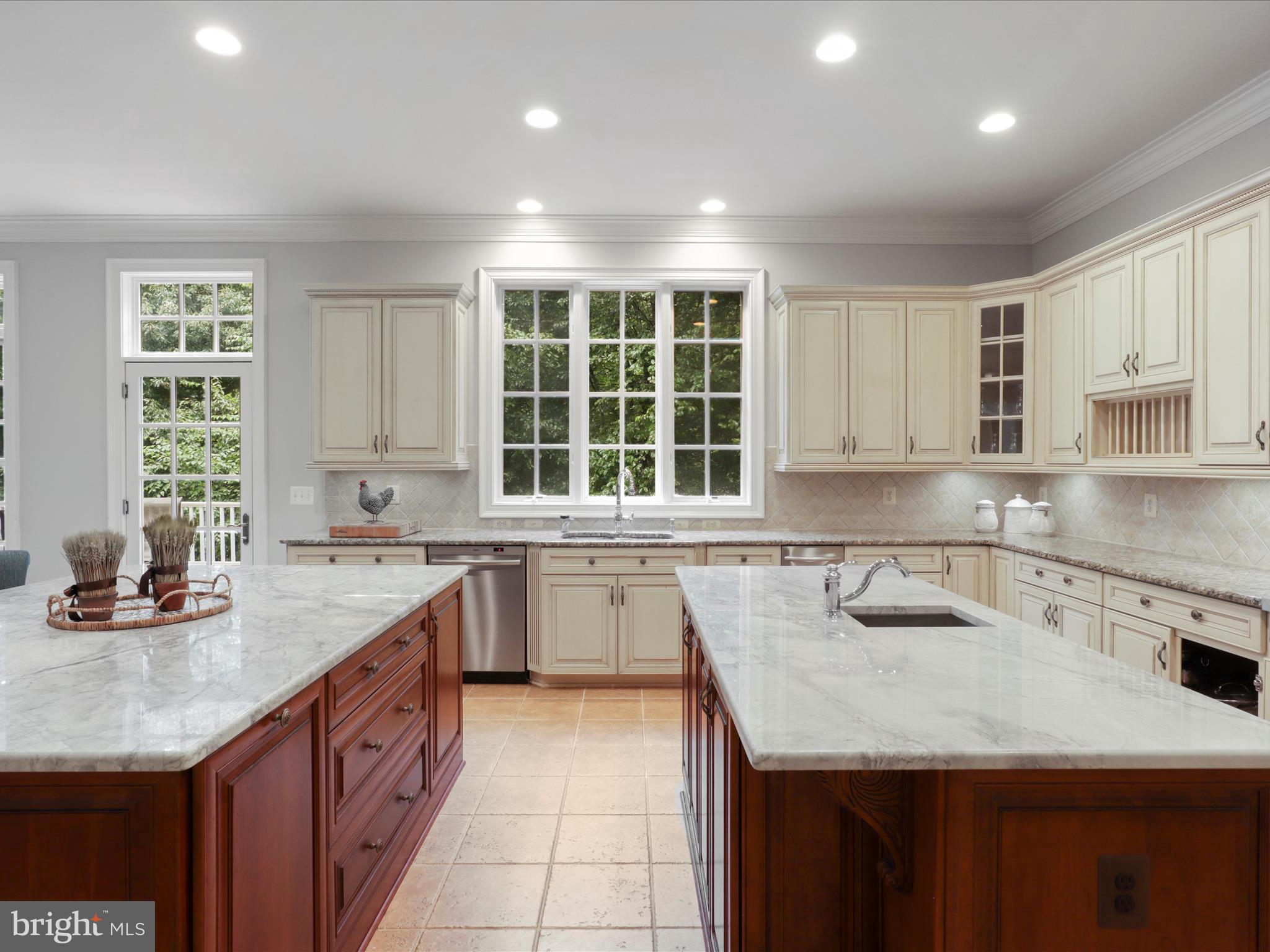 CLIFTON - Residential