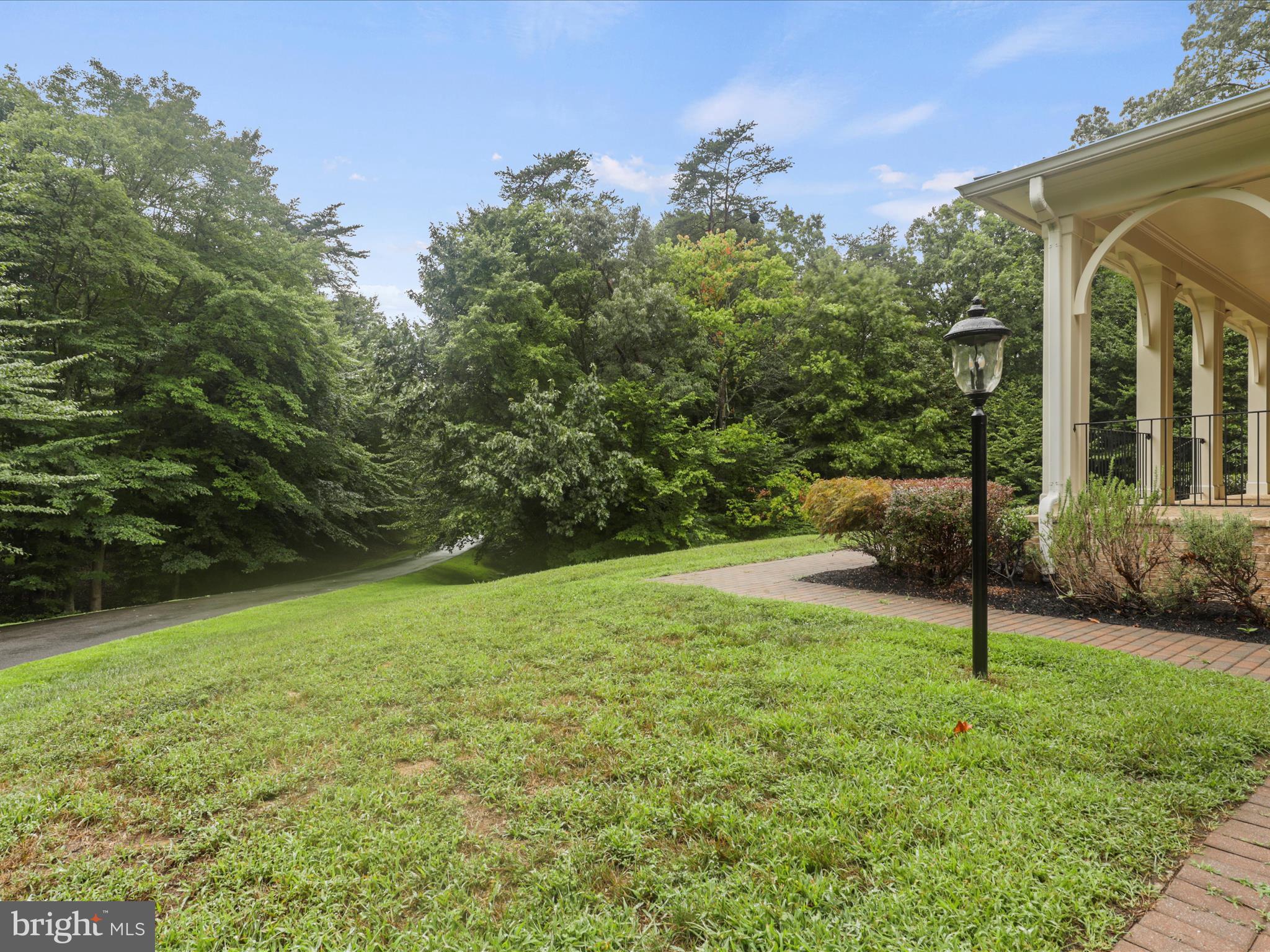 CLIFTON - Residential