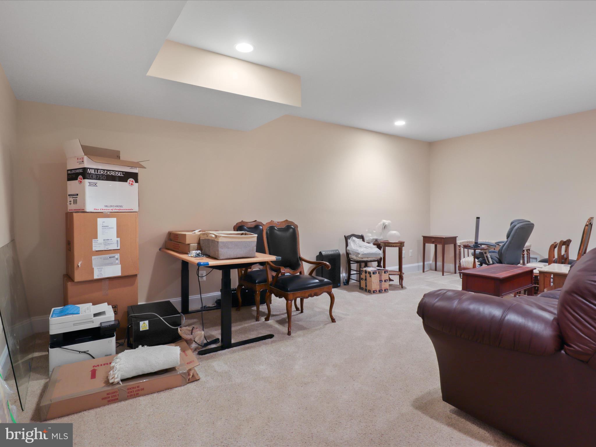 CLIFTON - Residential