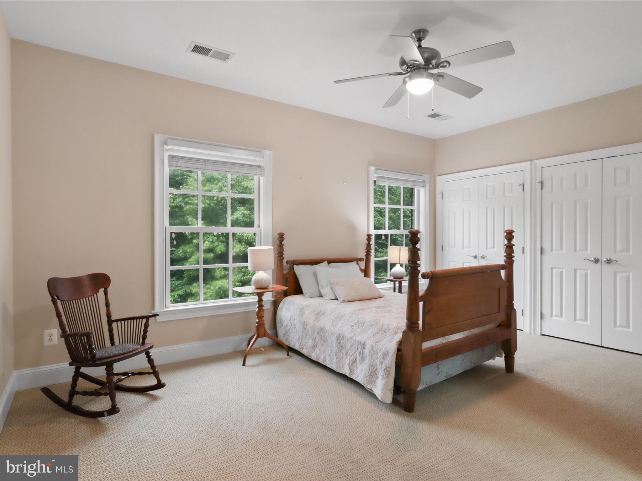 CLIFTON - Residential