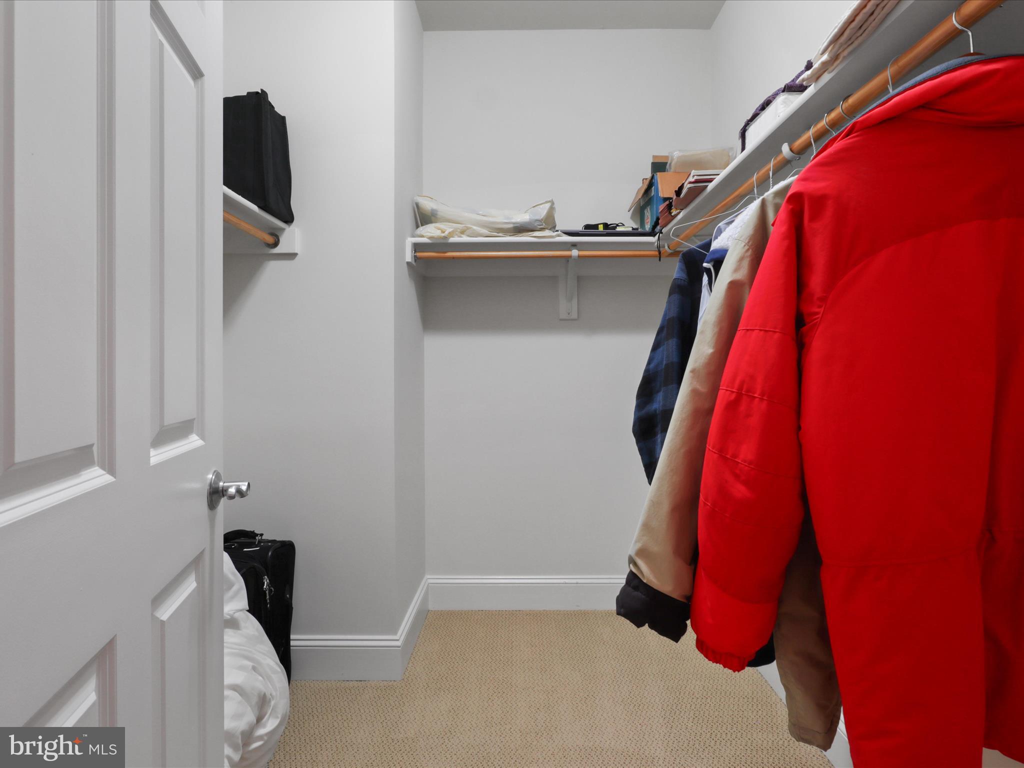 CLIFTON - Residential