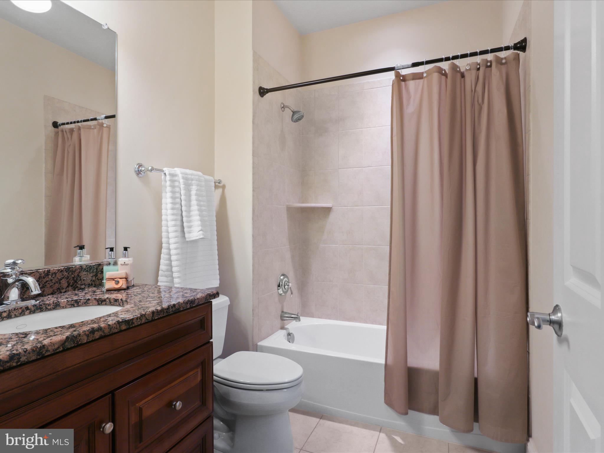 CLIFTON - Residential