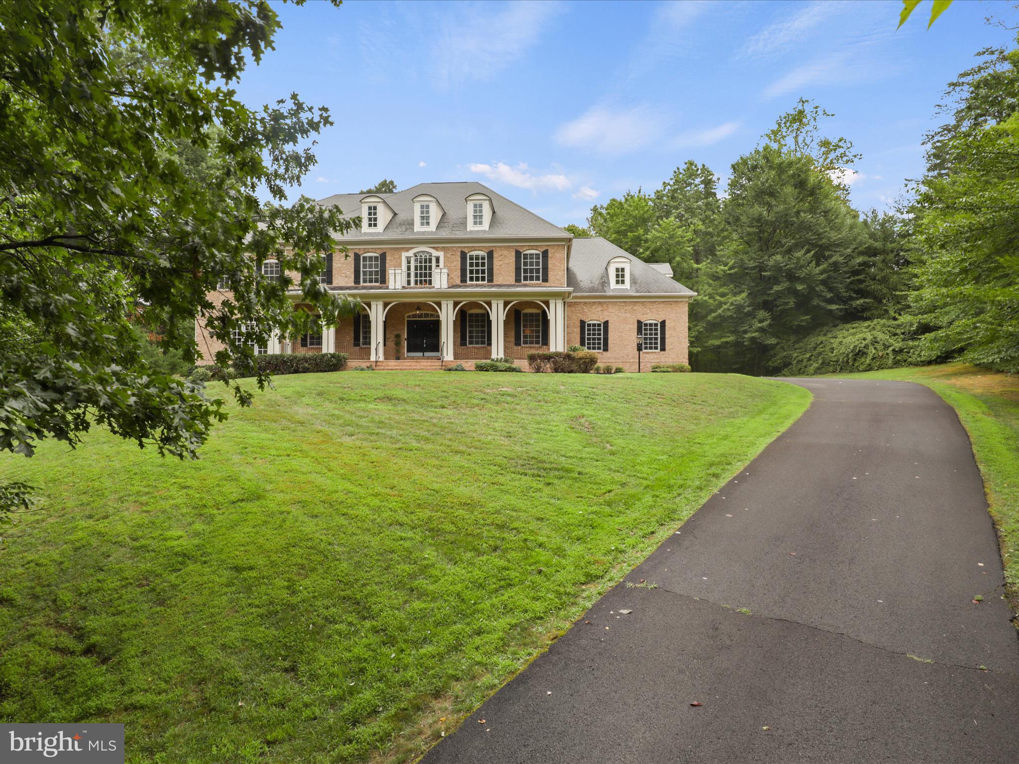 CLIFTON - Residential