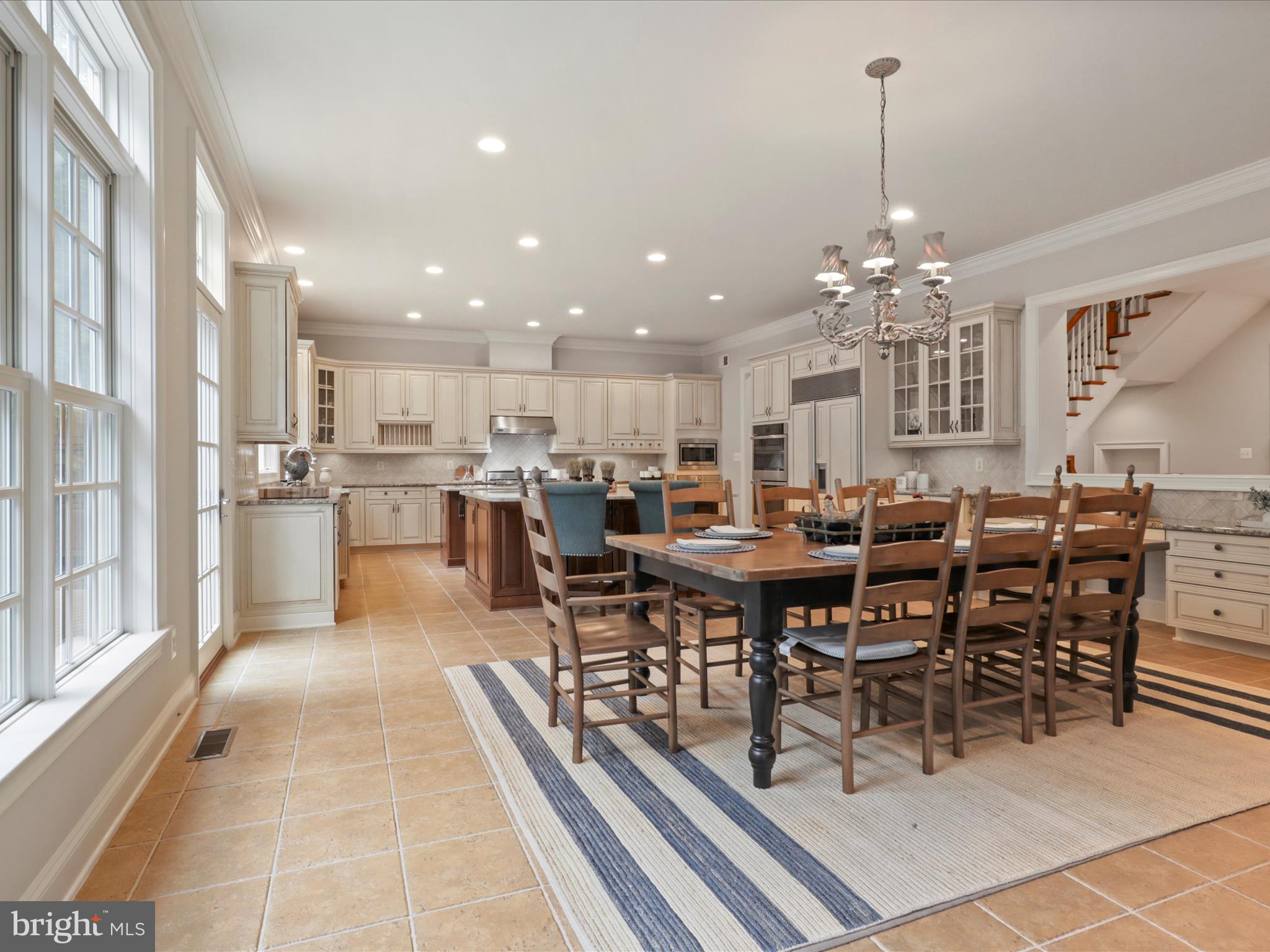 CLIFTON - Residential