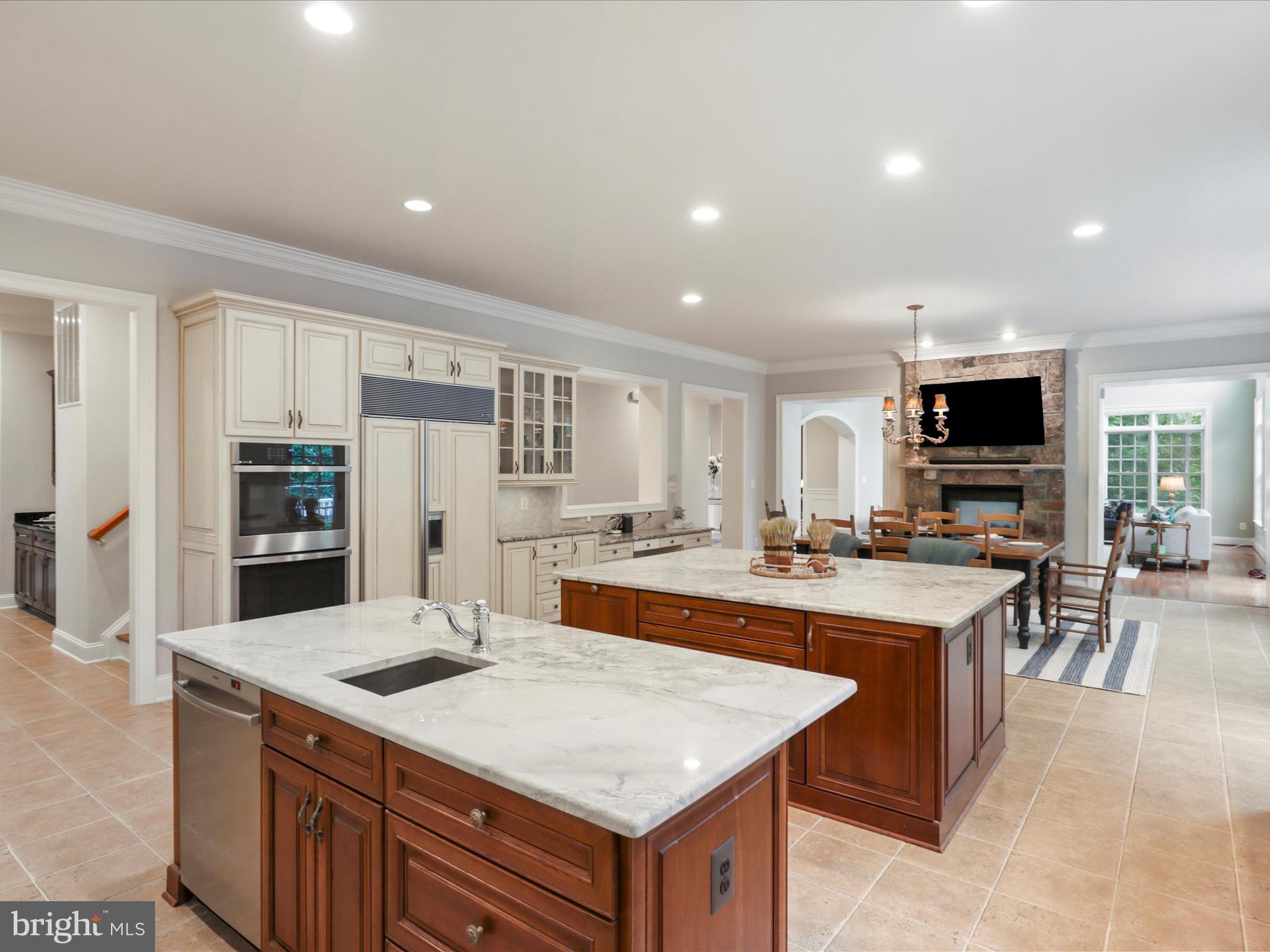 CLIFTON - Residential