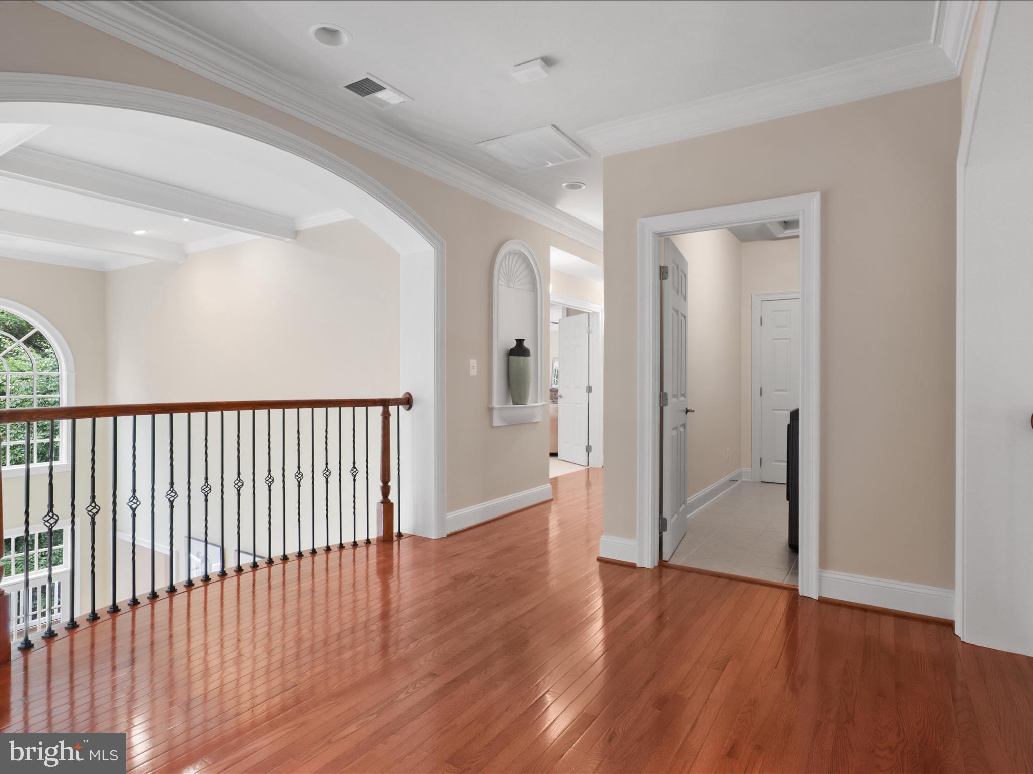 CLIFTON - Residential