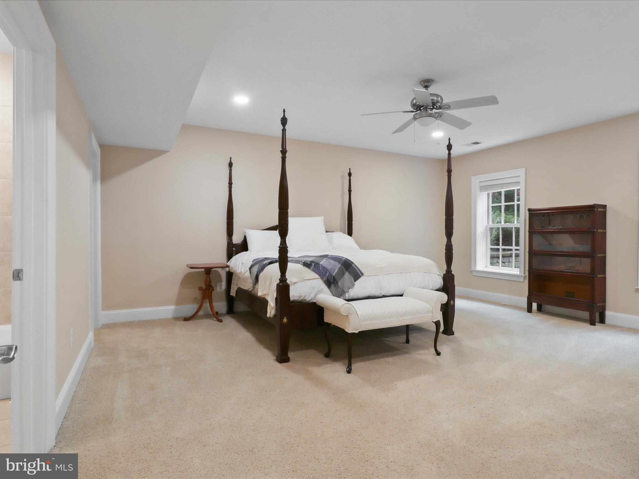 CLIFTON - Residential