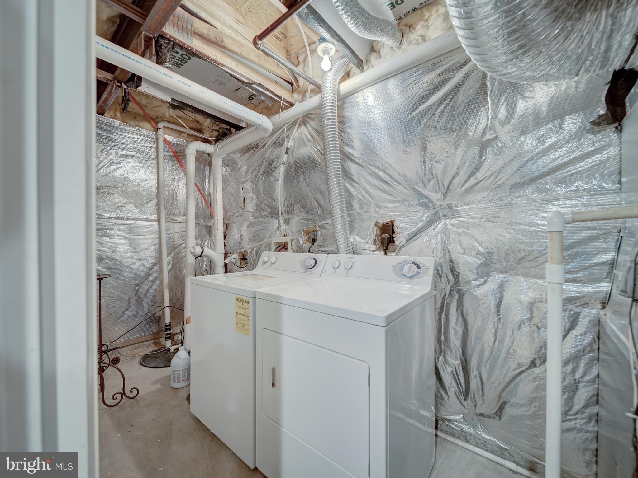 NEW COLONY VILLAGE - Residential