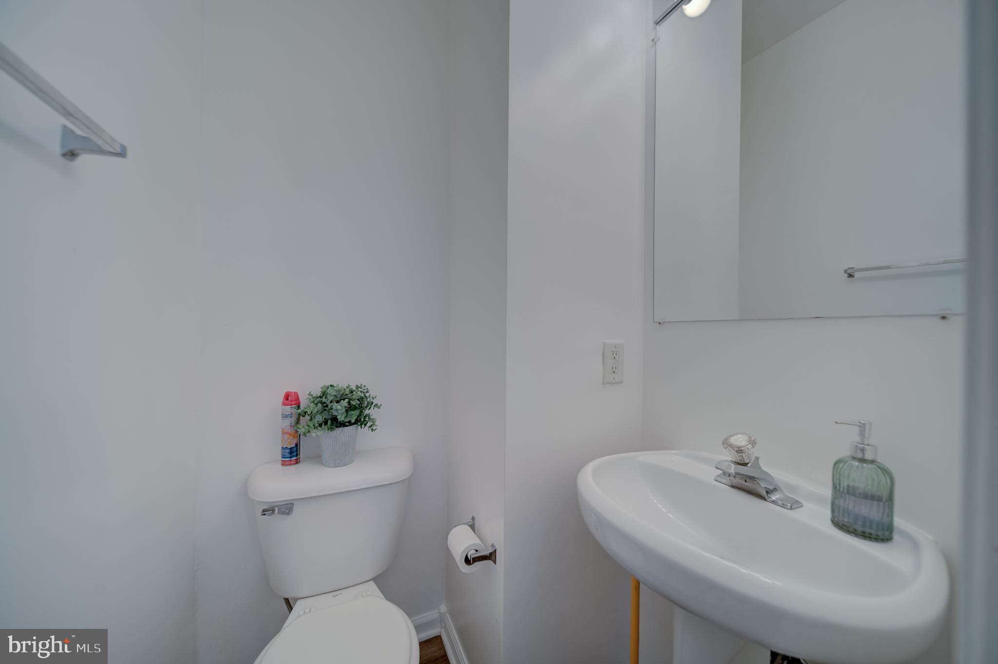 NEW COLONY VILLAGE - Residential