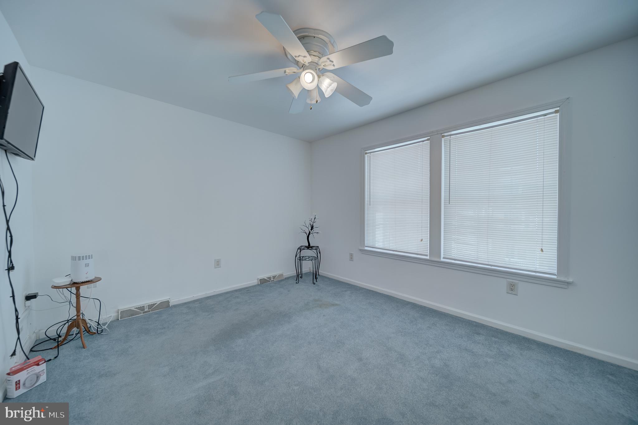 NEW COLONY VILLAGE - Residential