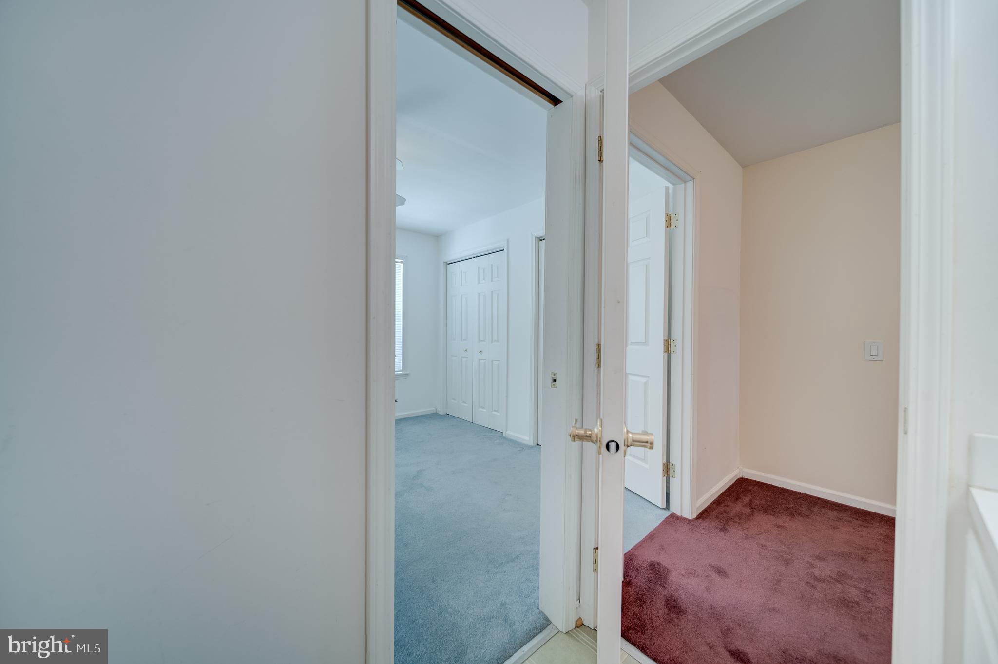 NEW COLONY VILLAGE - Residential