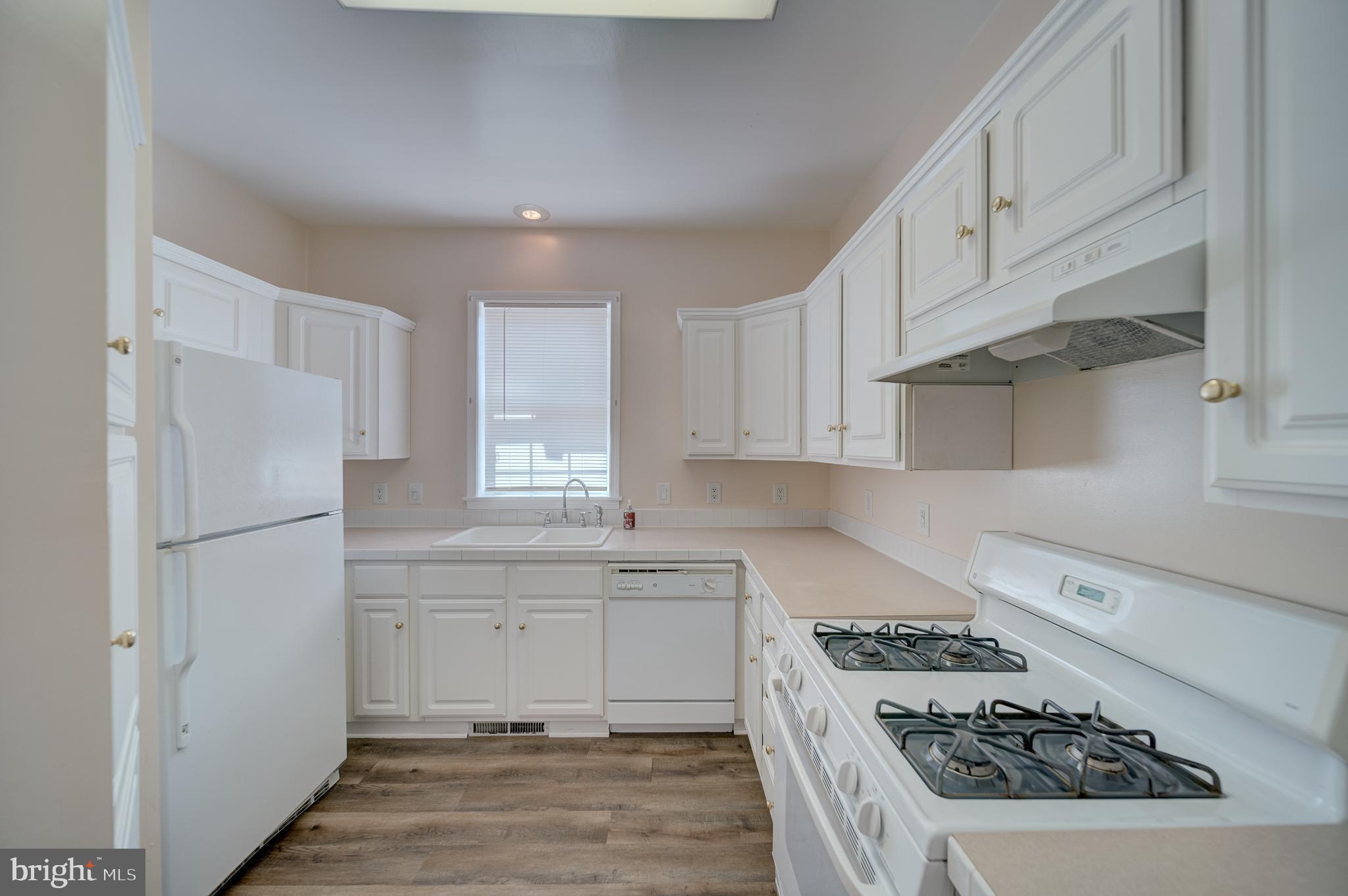 NEW COLONY VILLAGE - Residential