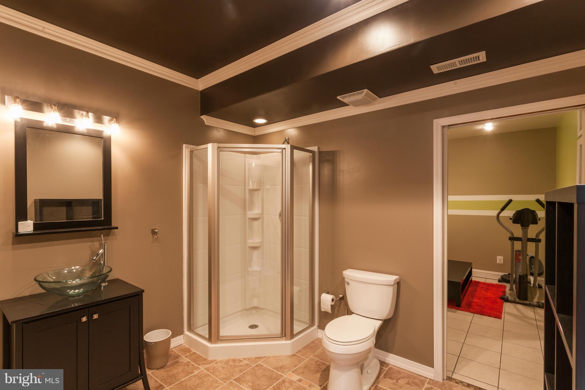 WAKELAND MANOR - Residential