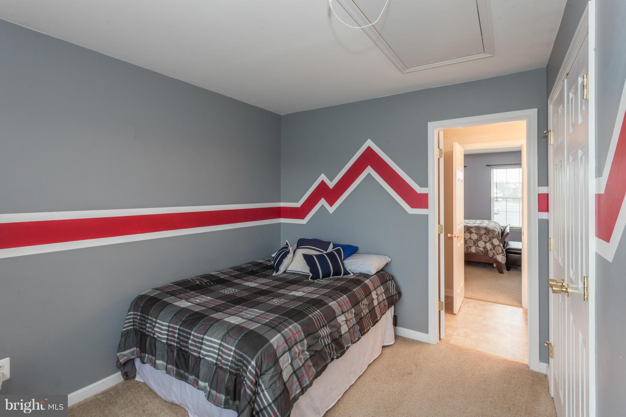 WAKELAND MANOR - Residential