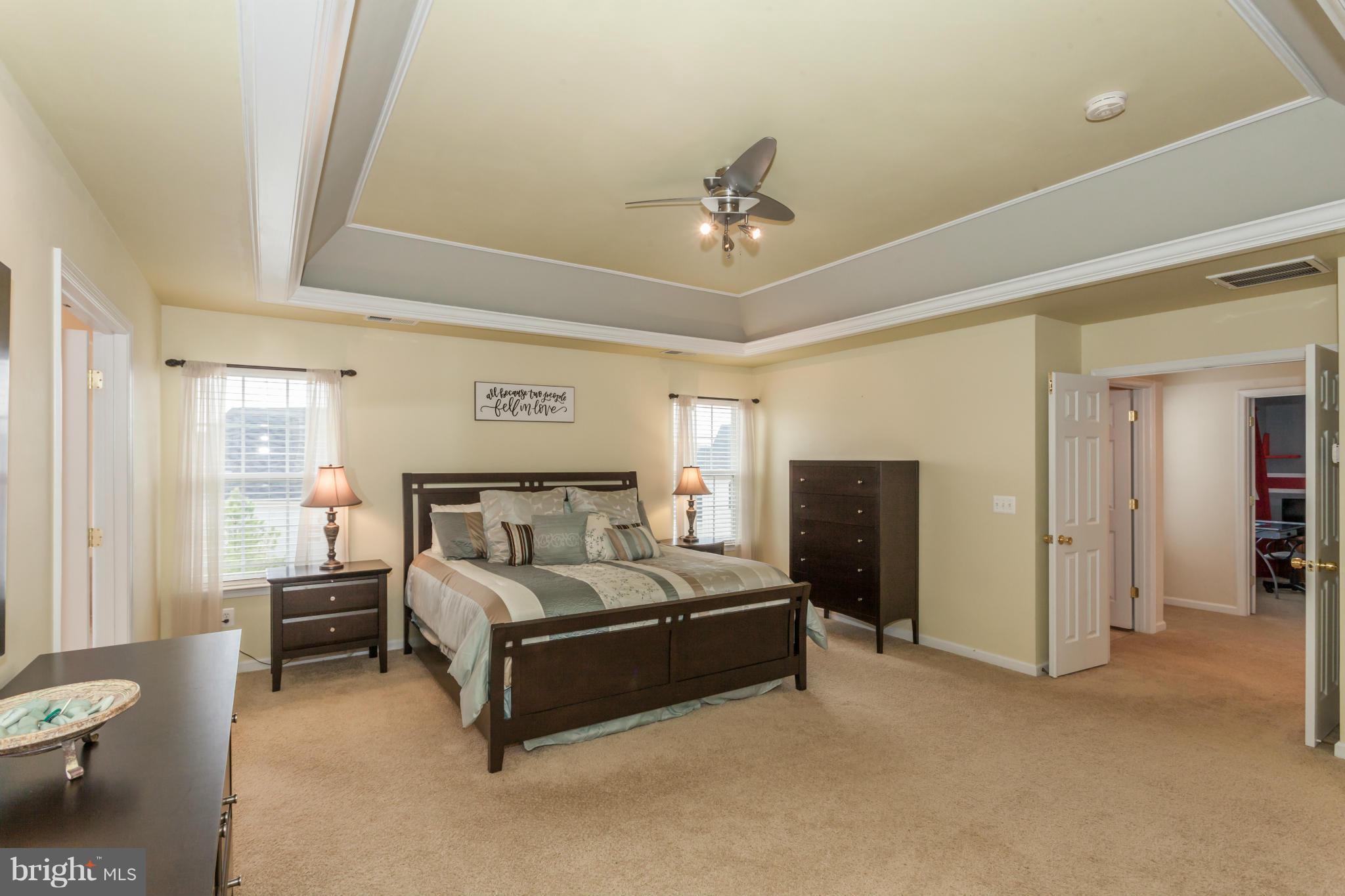 WAKELAND MANOR - Residential