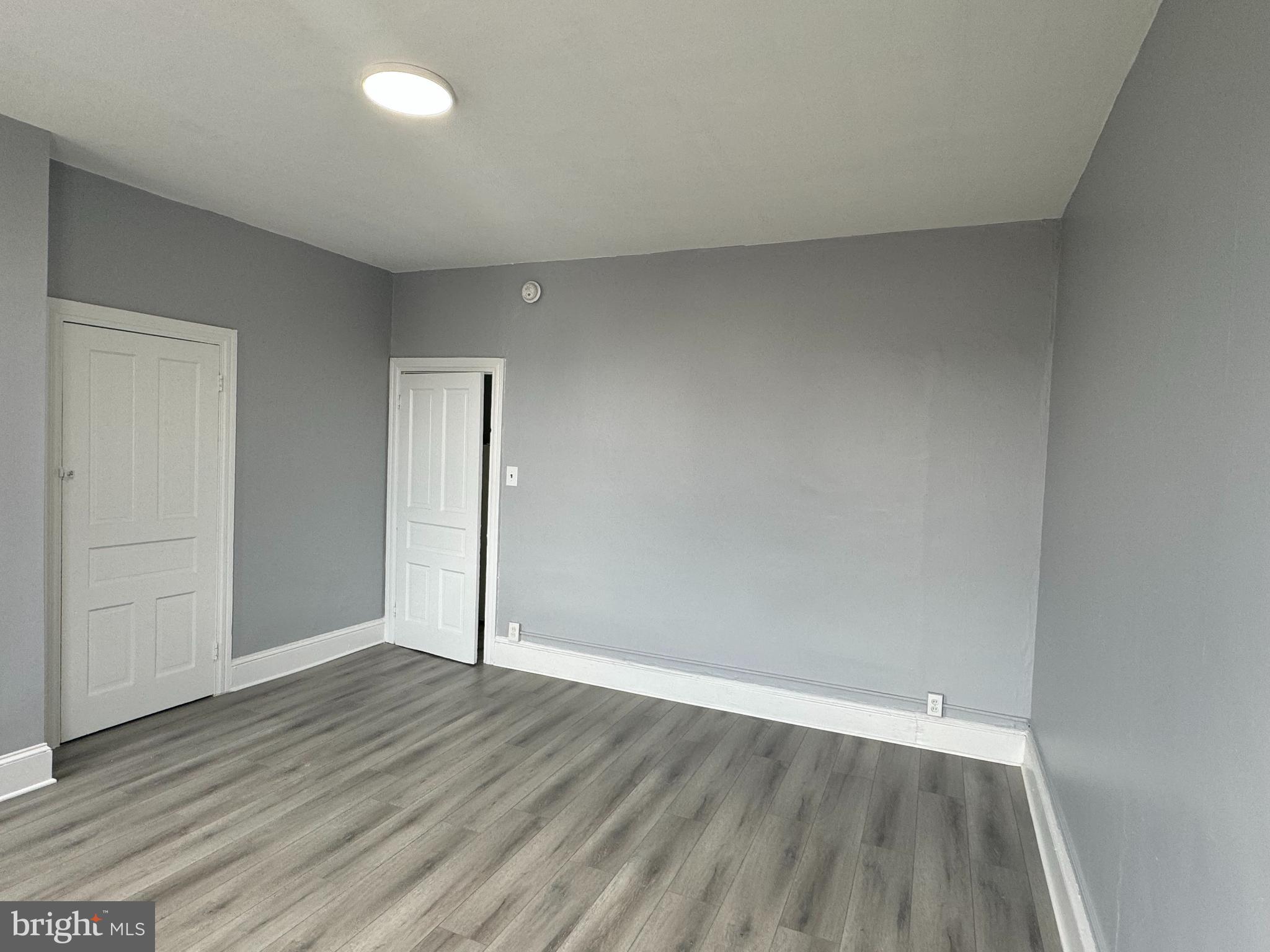 GRADUATE HOSPITAL - Residential Lease